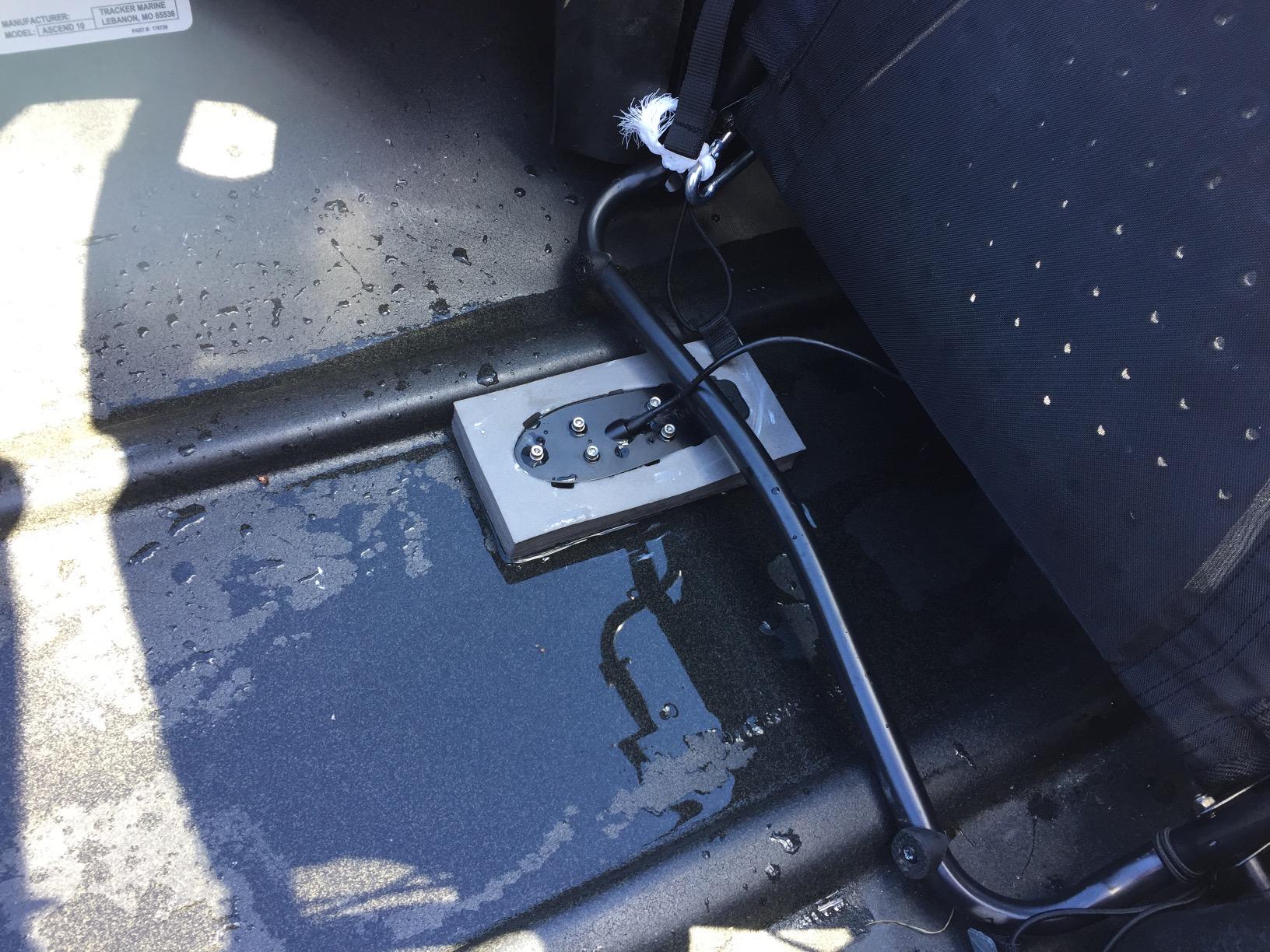 Garmin Kayak in-Hull Transducer Mount customer photo 2