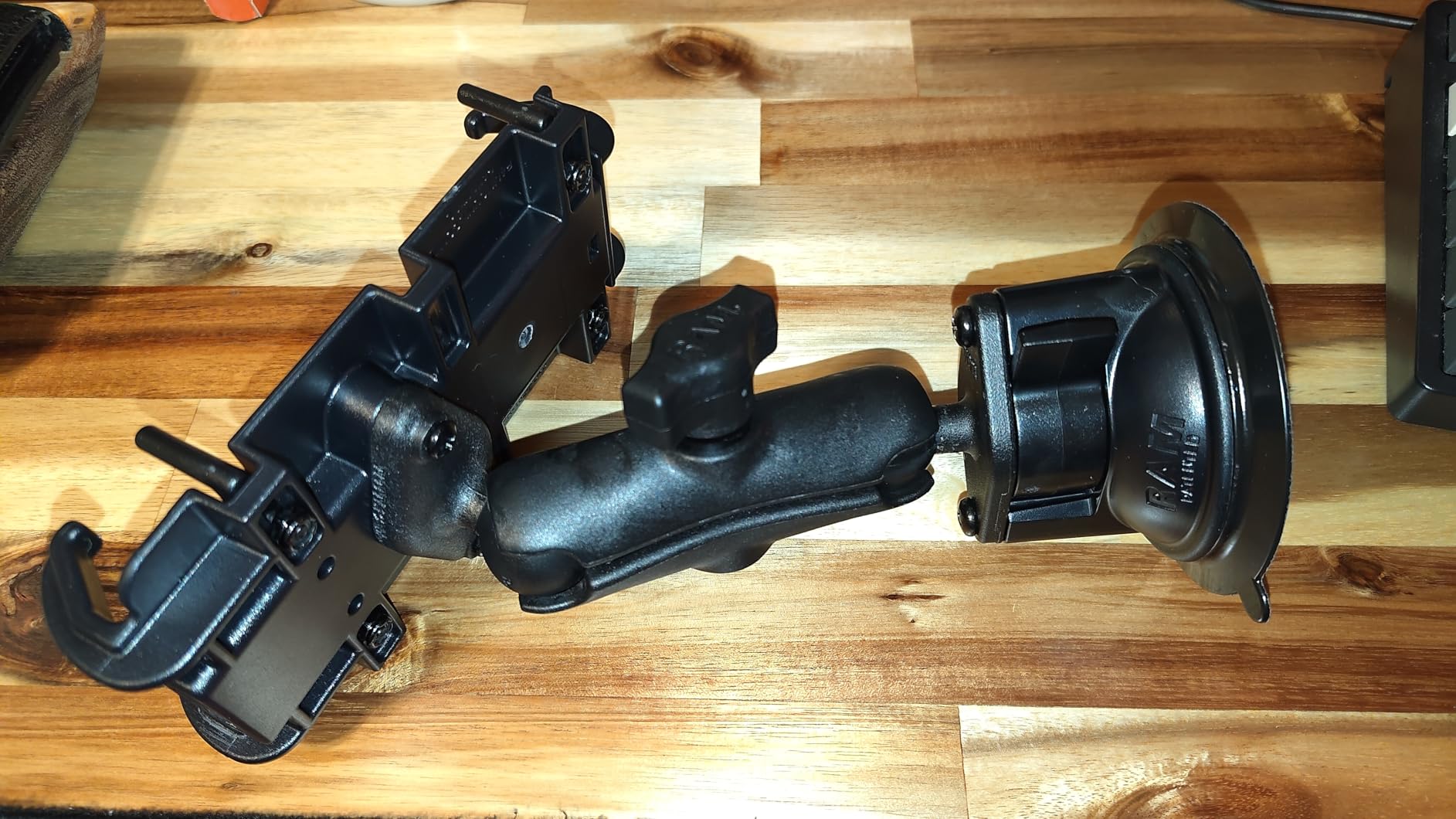 RAM Mounts Quick-Grip XL Phone Holder with Ball RAM-HOL-PD4-238AU with B Size 1