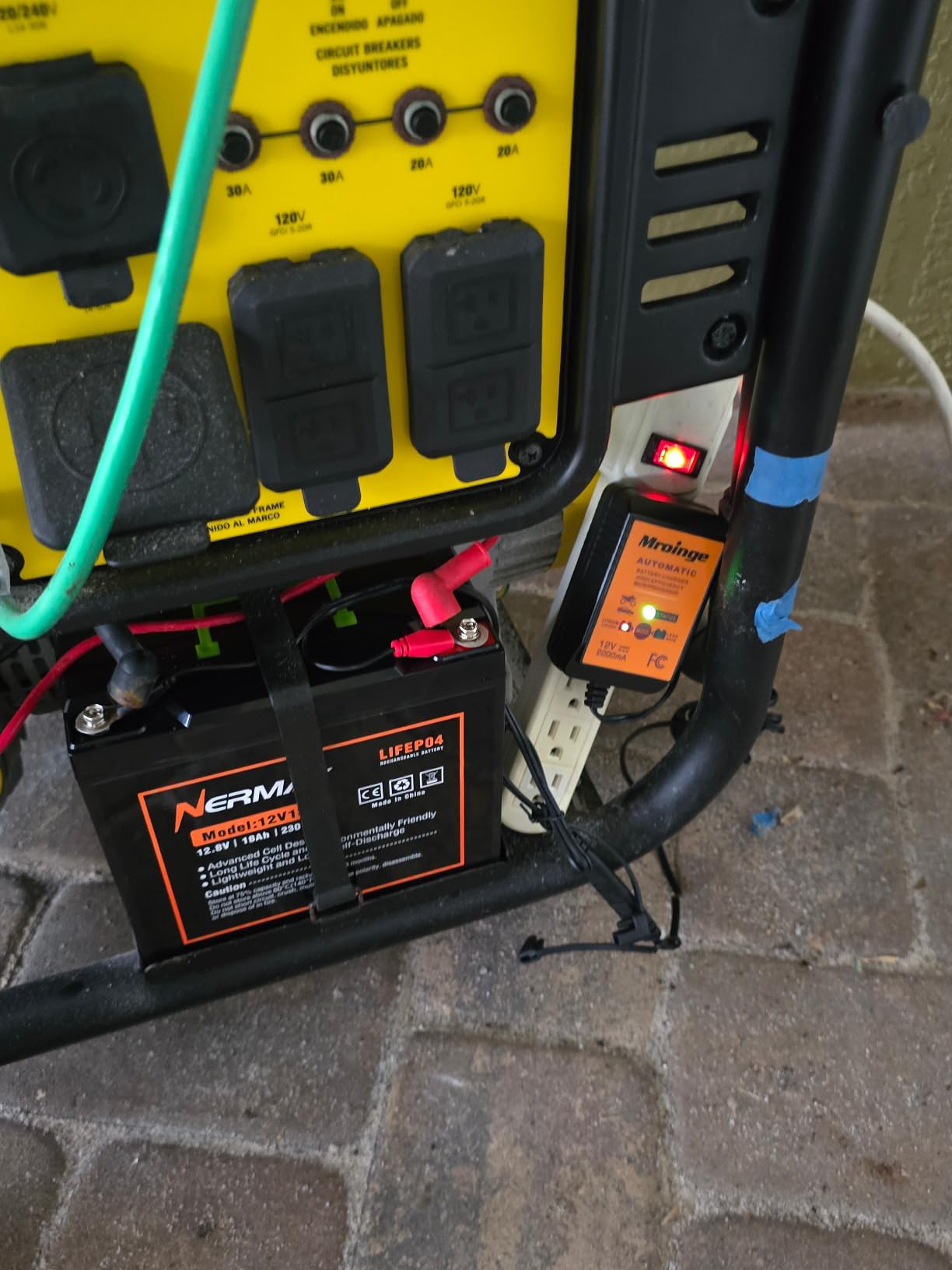 12V 10Ah Lithium LiFePO4 Deep Cycle Battery, 2000+ Cycles Rechargeable Battery for Solar/Wind Power, Lighting, Power Wheels, Ride-on Toy, Fish Finder and More, Built-in 10A BMS customer photo 1