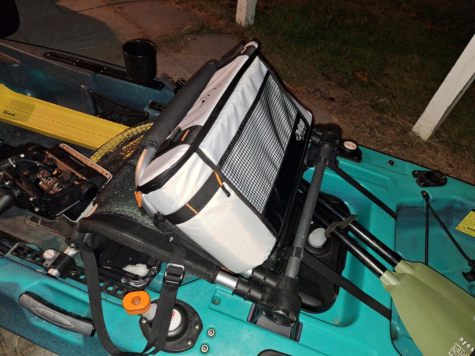 Pelican Exochill Seat 14L Pack Cooler - Perfect for Kayak with Lawn Chair - Soft Cooler with Shoulder Strap - Insualted customer photo 2