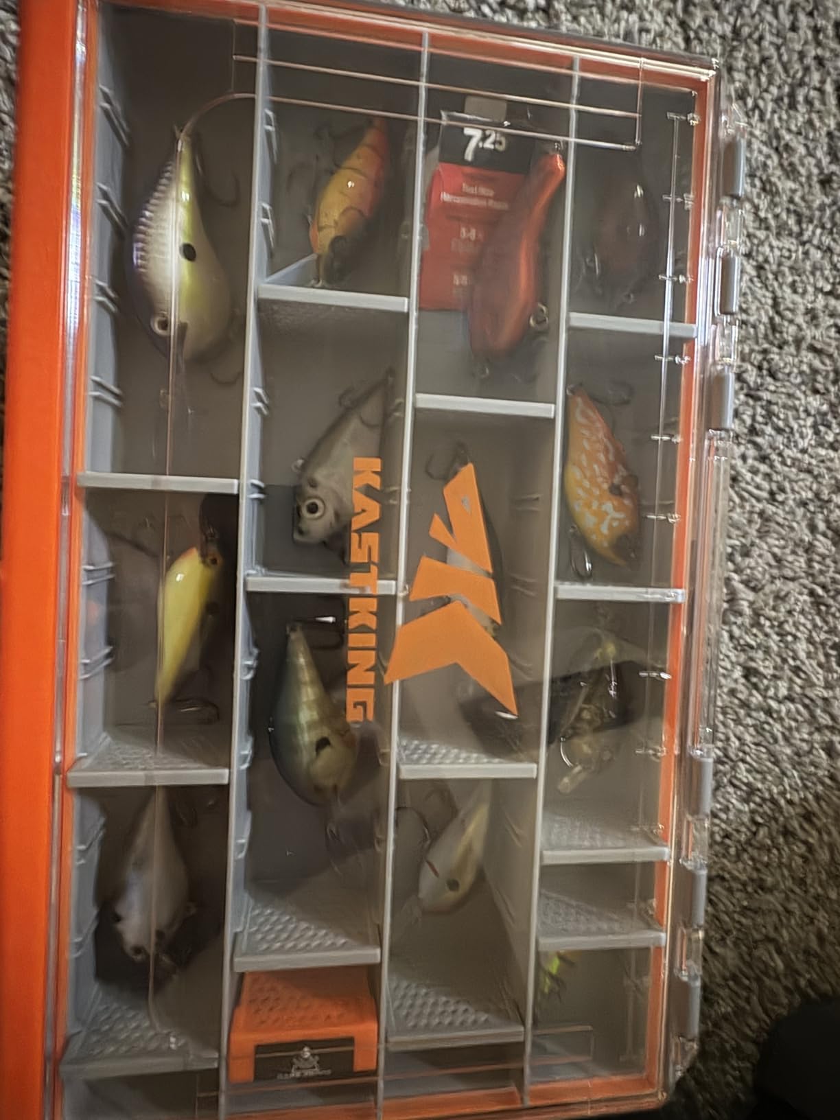 KastKing HyperSeal Waterproof Fishing Tackle Box, Waterproof 3600 and 3700 Tackle Trays, Organizer with Removable Dividers, Lure Box and Terminal Tackle Storage customer photo 1