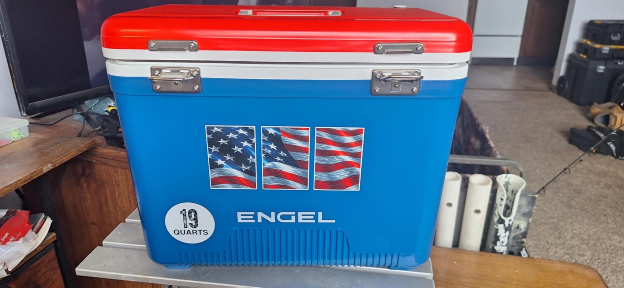 ENGEL Live Bait Cooler PRO for Fishing - Portable Minnow and Bait Bucket with Lithium-Ion Rechargeable Aerator customer photo 1