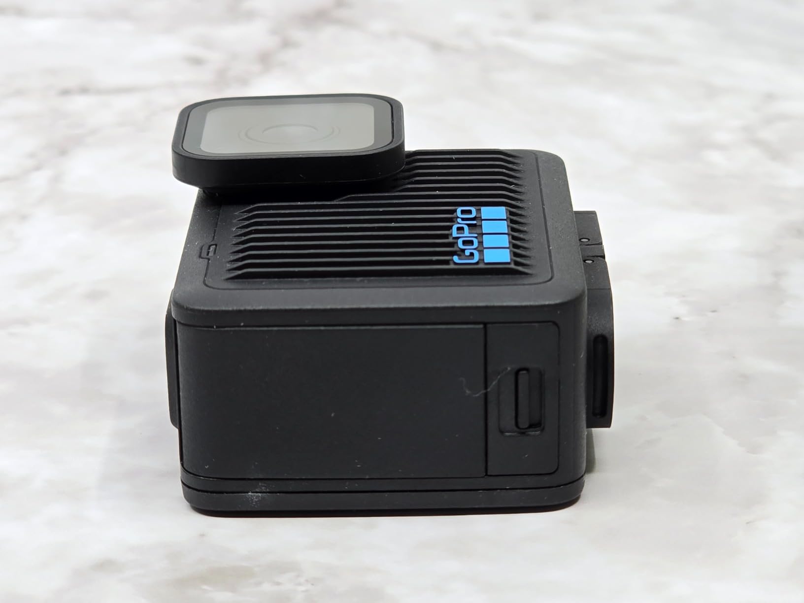 Hero - Compact Waterproof Action Camera with 4K Ultra HD Video, 12MP Photo, Touch Screen customer photo 1
