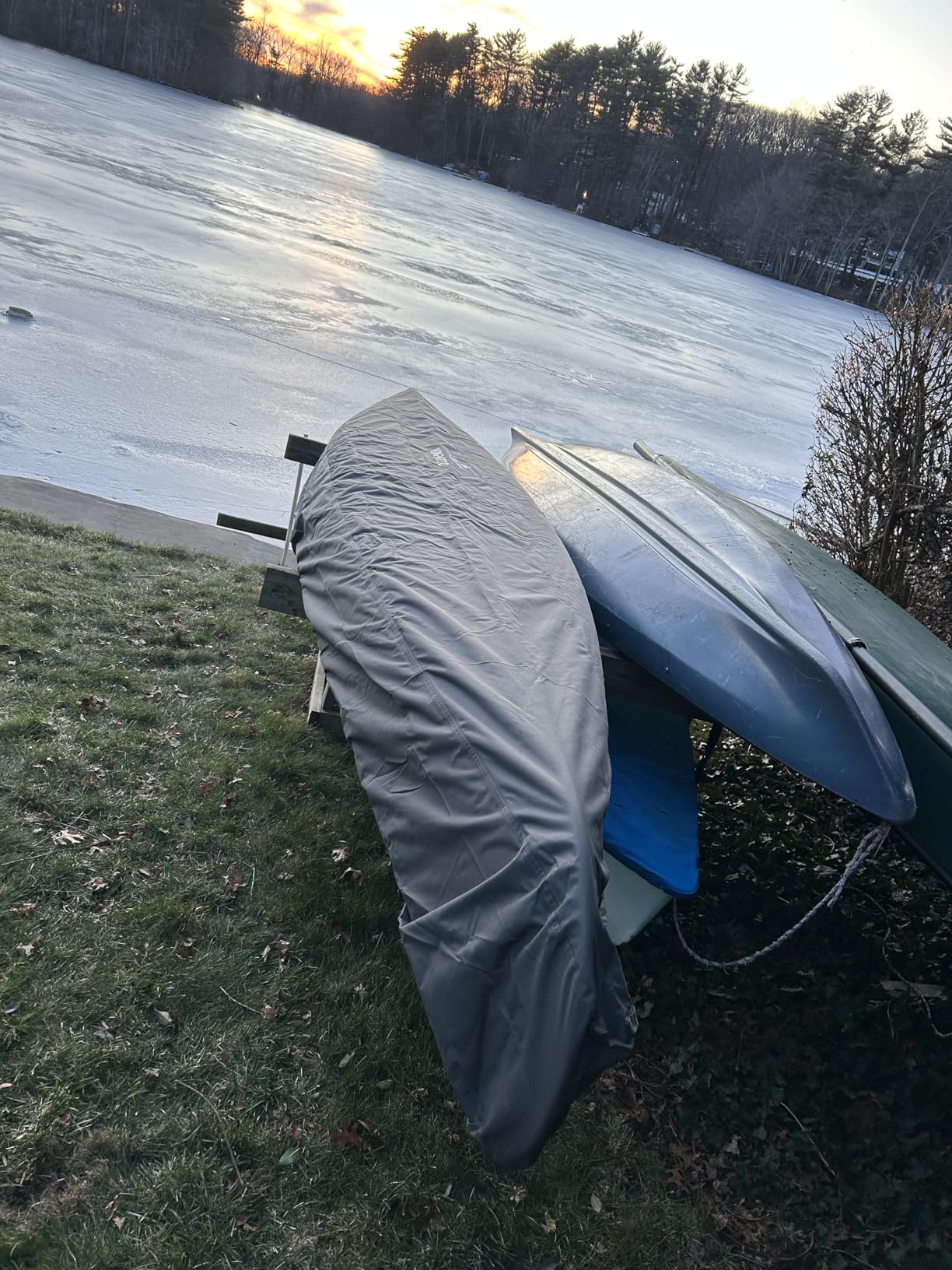VINPATIO 13FT Kayak Cover, Heavy-Duty 600D Solution-Dyed Fabric, Waterproof Full Coverage Canoe Storage Bag with Zipper, UV & Dust Protection for Fishing Boats & Paddle Boards customer photo 1
