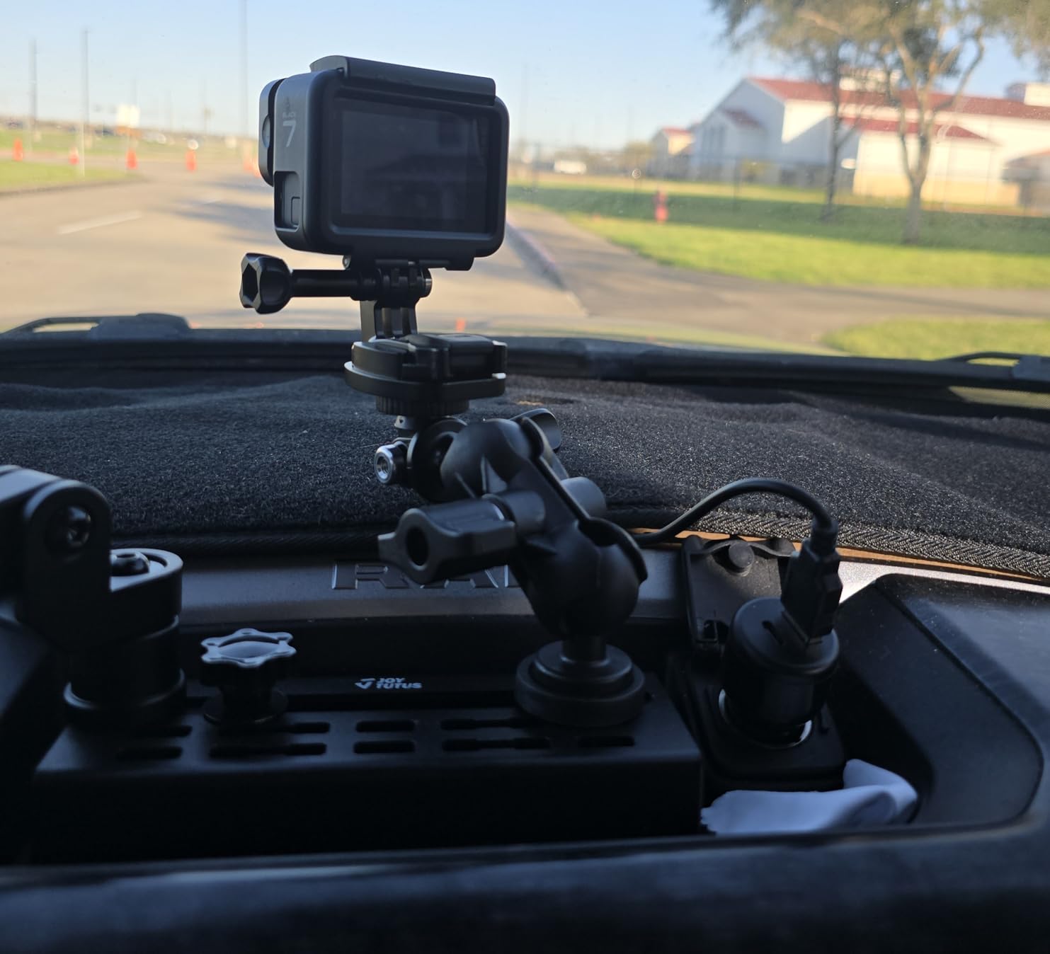Universal Kayak Action Camera Mount 360 Degree Adjustable Kayak Rail Track Camera Holder Compatible with GoPro Three-Prong Mounts customer photo 2