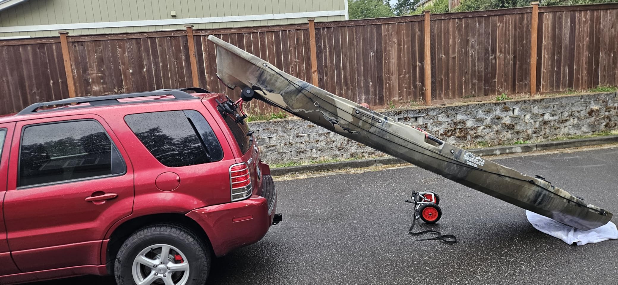 Kayak Roller, Kayak Loader Assist with Suction Alert Design, Triangle Structure & Heavy Duty Suction Cups customer photo 1