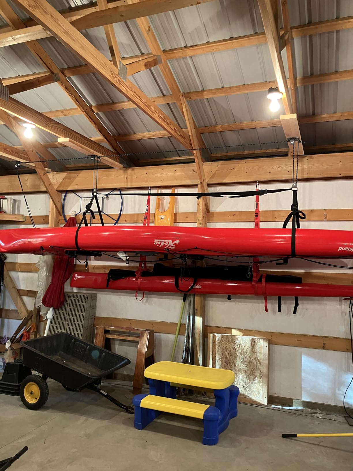 Hikeen Kayak Hoist for Garage Ceiling, Heavy Duty Kayak Pulley System, Hold Up to 150 lbs Capacity, Cargo Box Storage, Garage Organization Lift System Fit 10-14 Foot Ceilings customer photo 1