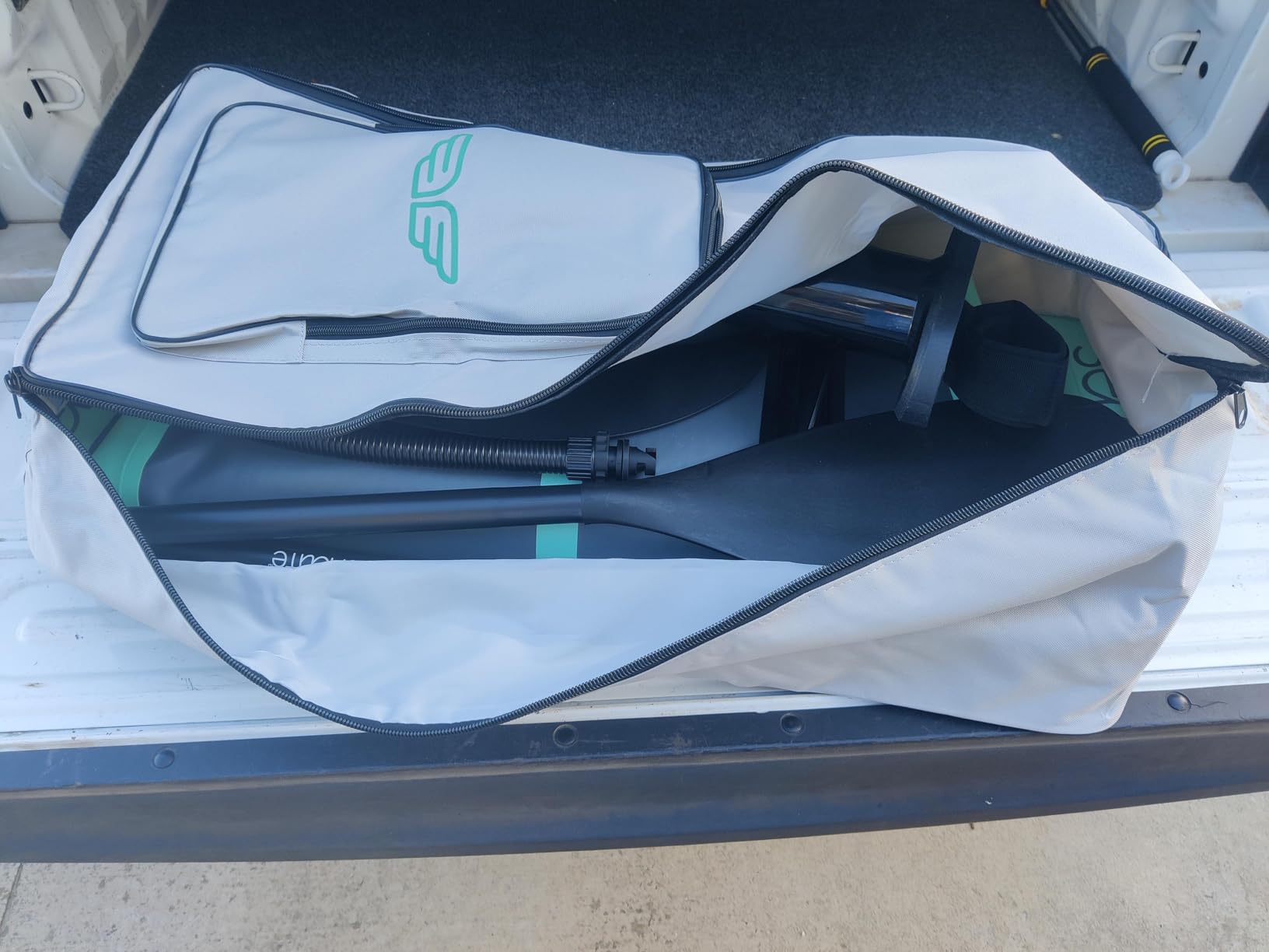 niphean Paddle Board Backpack with Wider Shoulder Straps, 100L Extra-Large Capacity Inflatable Paddle Board Bag, Paddleboard Bag with Ergonomic Support for Comfortable Carrying customer photo 1