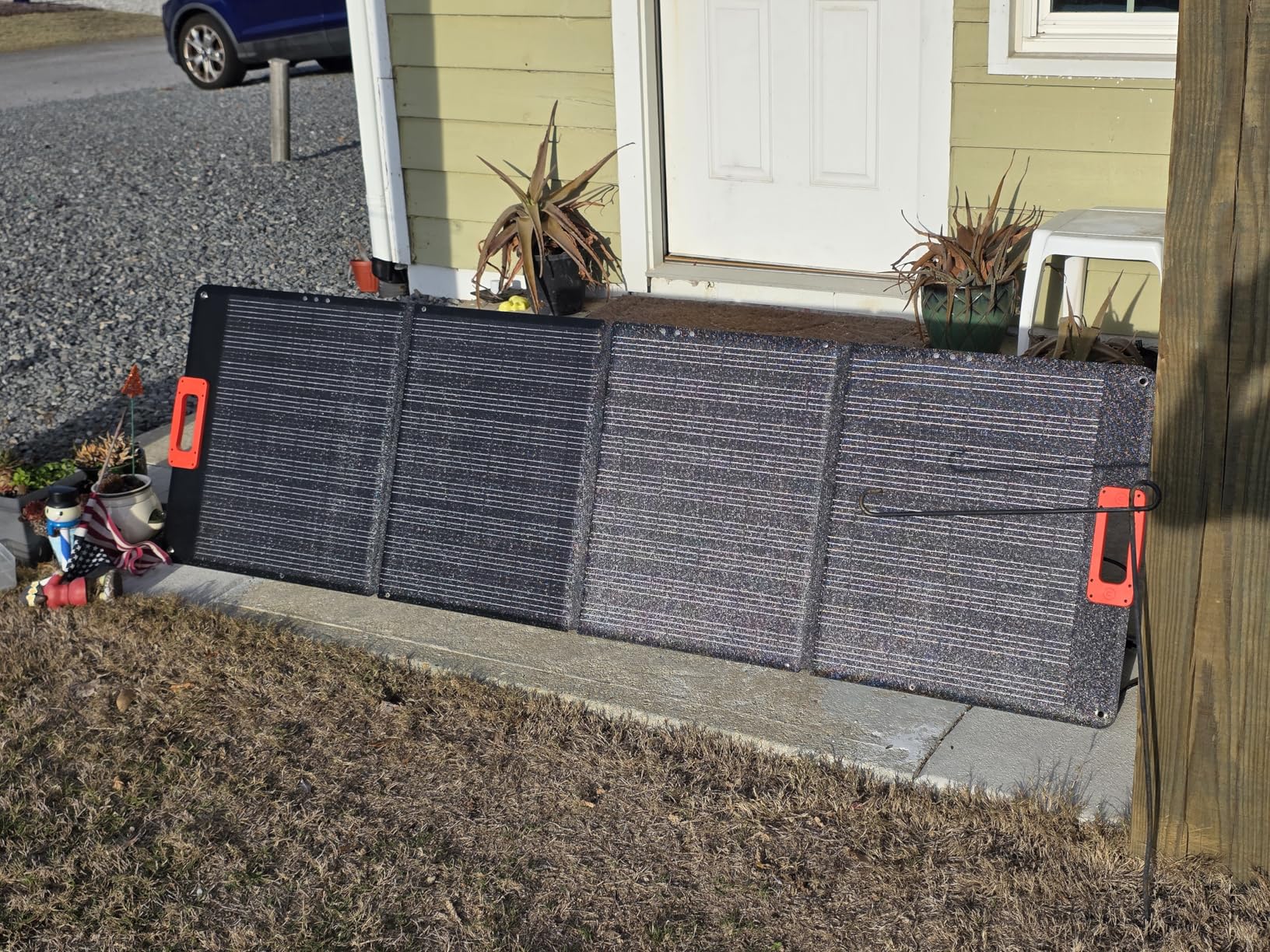 N-Type 16BB 220W Portable Solar Panel for EF/Jackery/Bluetti/Anker Power Station, IP68 Waterproof Foldable Solar Panel ETFE 25% High Efficiency for Outdoor Camping RV Trip customer photo 2