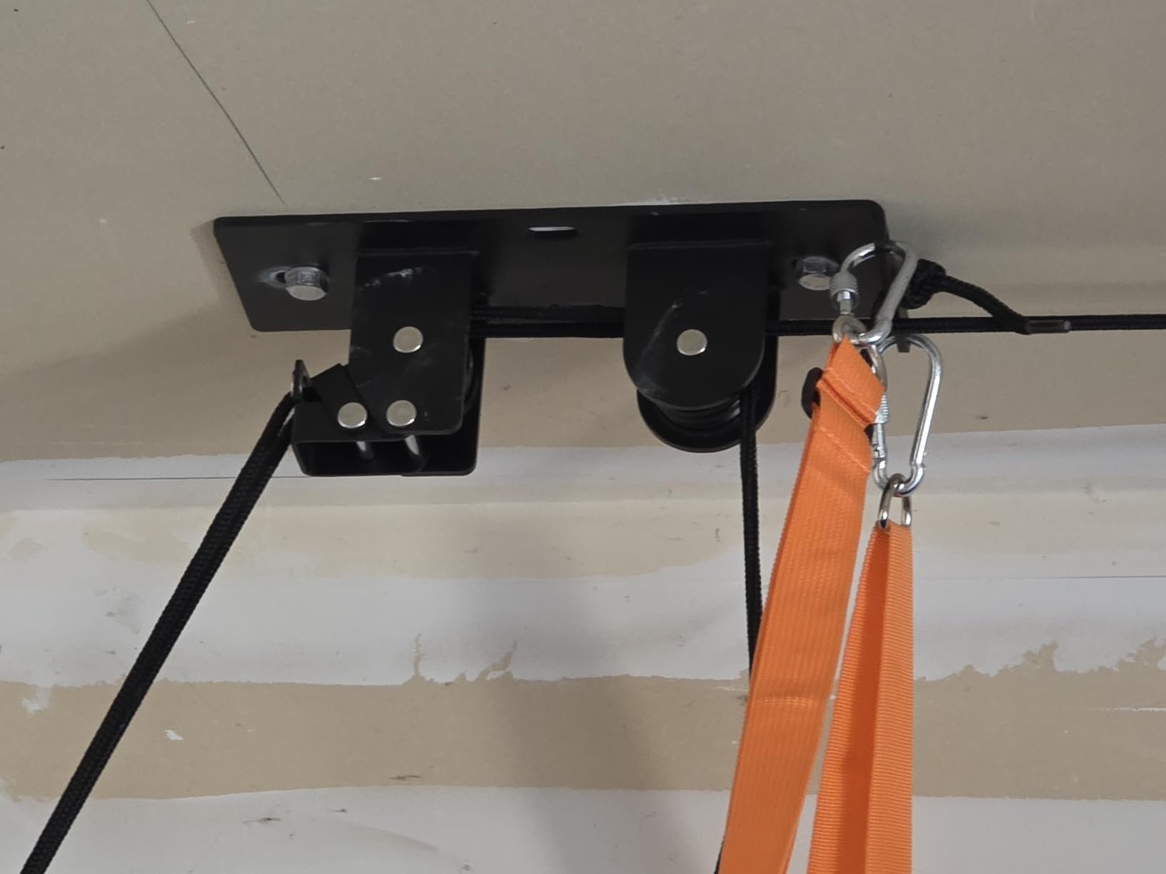 Kayak Hoist, Heavy Duty Kayak Pulley System for Garage Ceiling, Hold Up to 150 lbs Capacity, Canoe Garage Lift Storage System, Fit 10-18 Foot Ceilings, Black customer photo 1