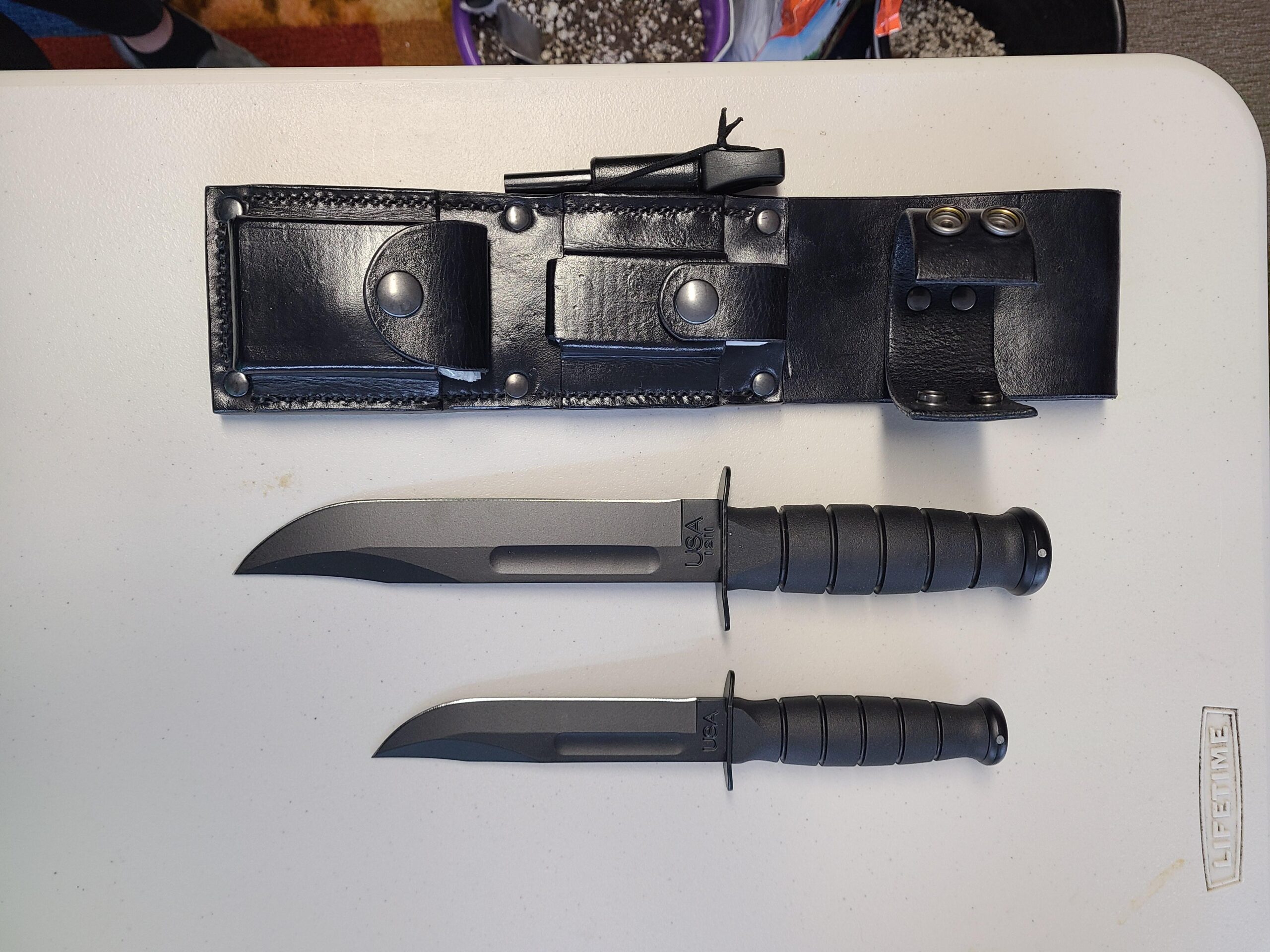 KA-BAR #1213 Black Straight Edge Knife with Hard Sheath customer photo 2