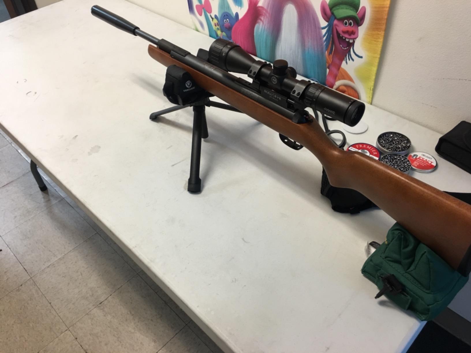 Vanguard Porta Aim Gun Rest. Compact and Portable Bench Rest. Quick Height Adjustment. Anti-Vibration Bag Rotates 360 Degrees customer photo 2