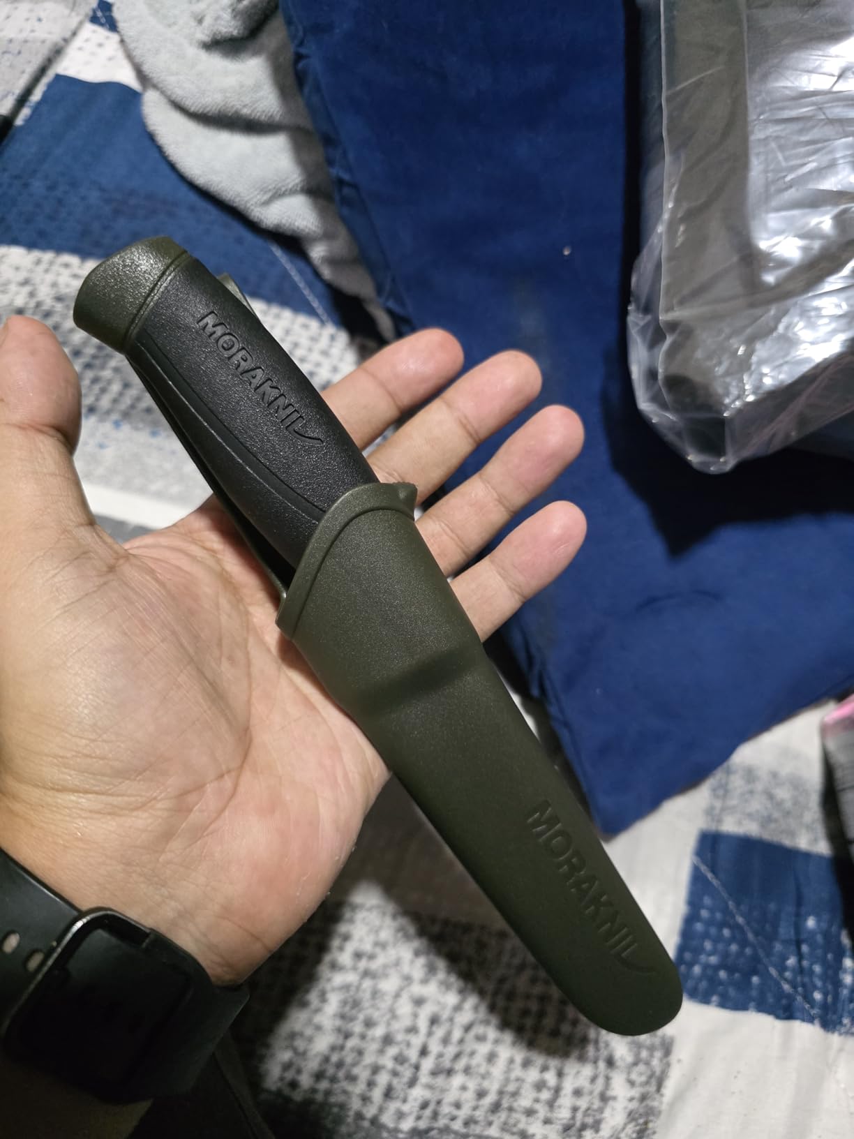 Morakniv Companion Fixed Blade Outdoor Knife with Stainless Steel Blade, 4.1-Inch customer photo 1