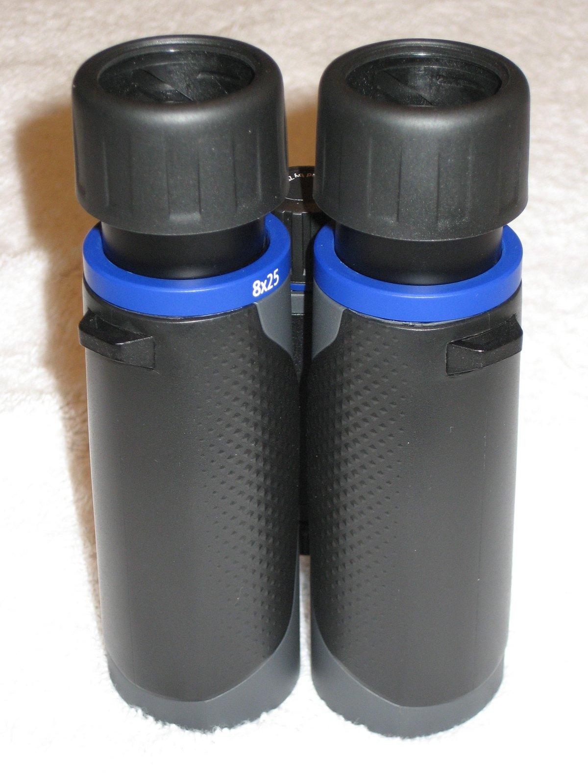 ZEISS Terra ED Pocket Binoculars Compact, Waterproof, and Fast Focusing with Coated Glass for Optimal Clarity in All Weather Conditions for Bird Watching, Hunting, Sightseeing customer photo 2