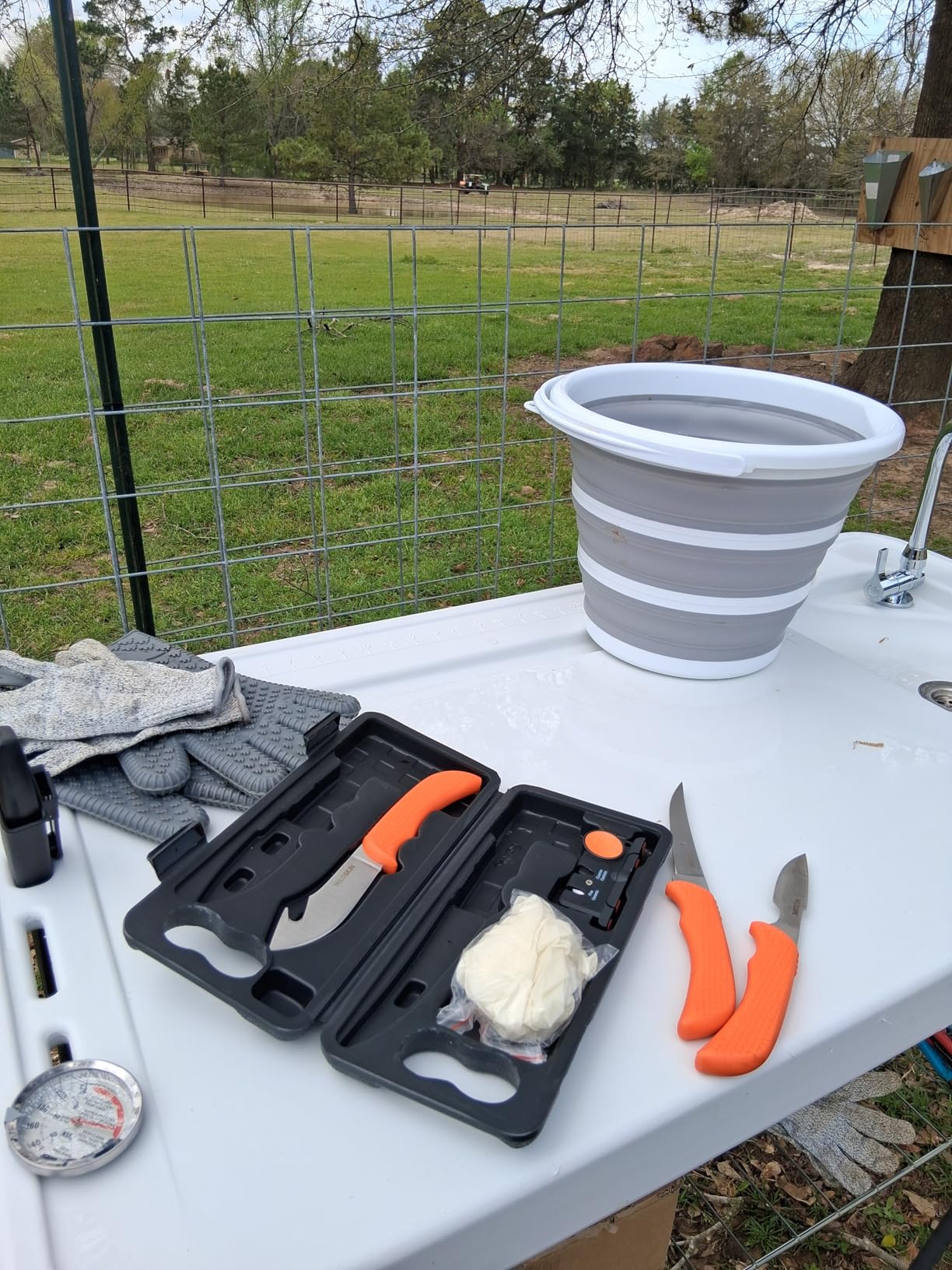 OUTDOOR EDGE WildLite - 6-Piece Field to Freezer Hunting & Game Processing Knife Set with Gut Hook Blade customer photo 1