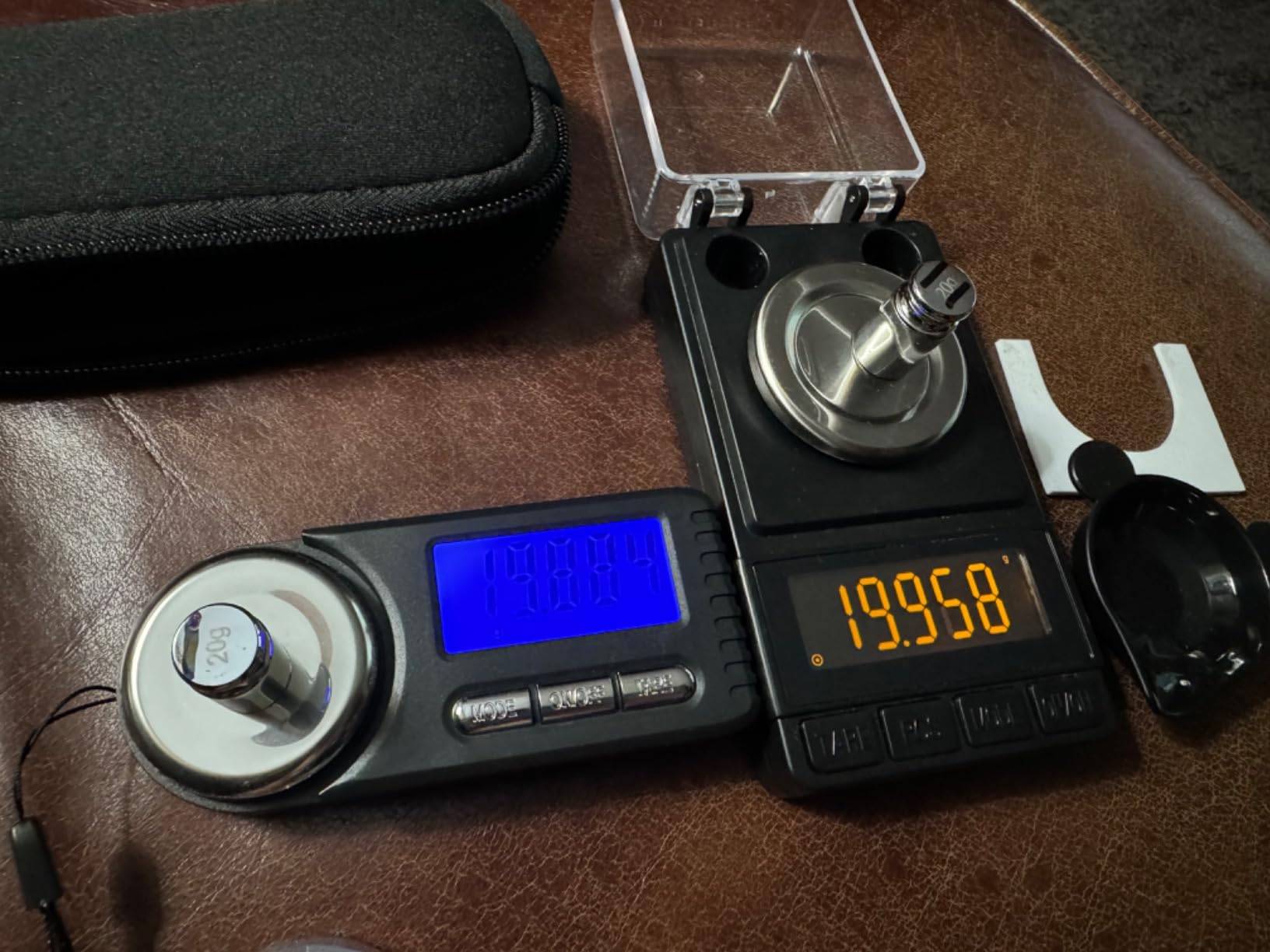 MAXUS Digital Milligram Scale 50g/0.001g, Compact Mg Scale with 20g Calibration Weight and Accessories, Black Powder Scale for Reloading customer photo 2