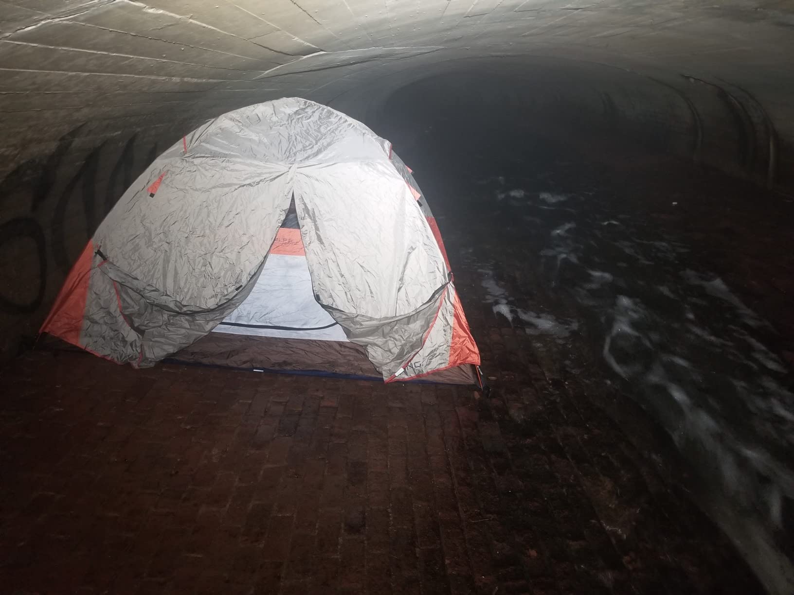 ALPS Mountaineering Lynx 2-Person Backpacking and Camping Tent customer photo 1