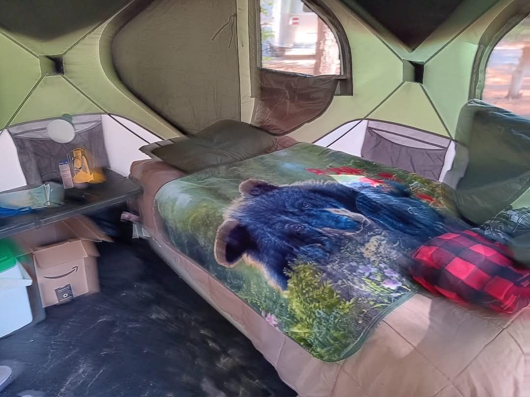 Gazelle T4 Hub Tent, Easy 90 Second Set-Up, Waterproof, UV Resistant, Removable Floor, 4-Person customer photo 2