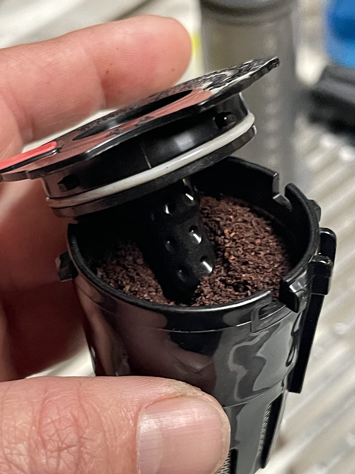 BLACKSMITH FAMILY Portable Travel Coffee Maker Press, Camping Coffee Press, Travel K Cup Coffee Maker - Instantly Makes Delicious Coffee, Compatible with K Cups and Ground Coffee, 4~12 OZ One Shot customer photo 2