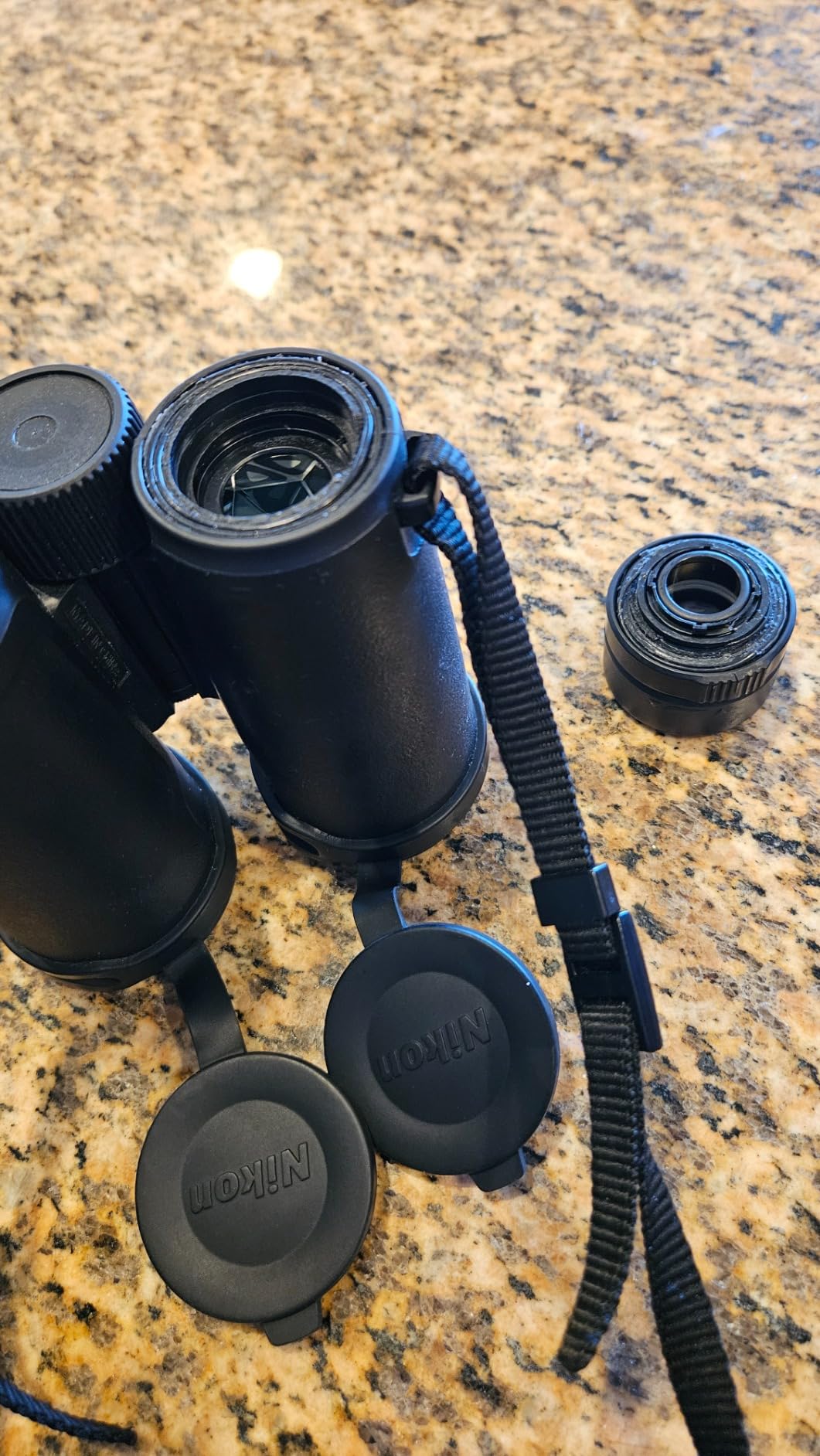 Nikon Monarch M5 8x42 Binocular | Waterproof, fogproof, Rubber-Armored Binocular with ED Glass, Long Eye Relief customer photo 1