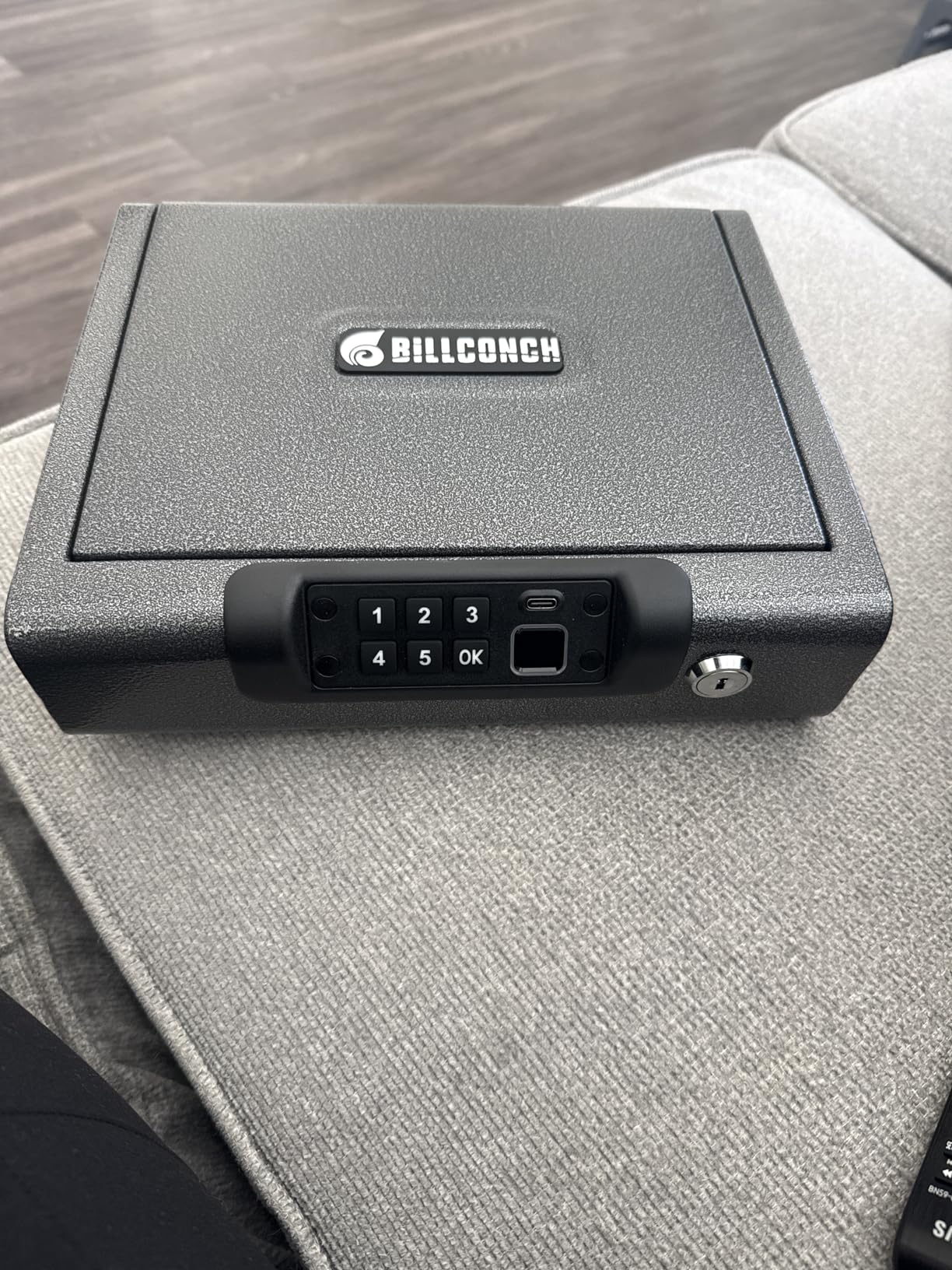 BILLCONCH Biometric Gun Safe for Handgun Fingerprint Digital PIN Key 3 Ways Unlock Pistols Safe with Sound, Smart Safe Box for Cloakroom living room Bedroom Nightstand customer photo 1