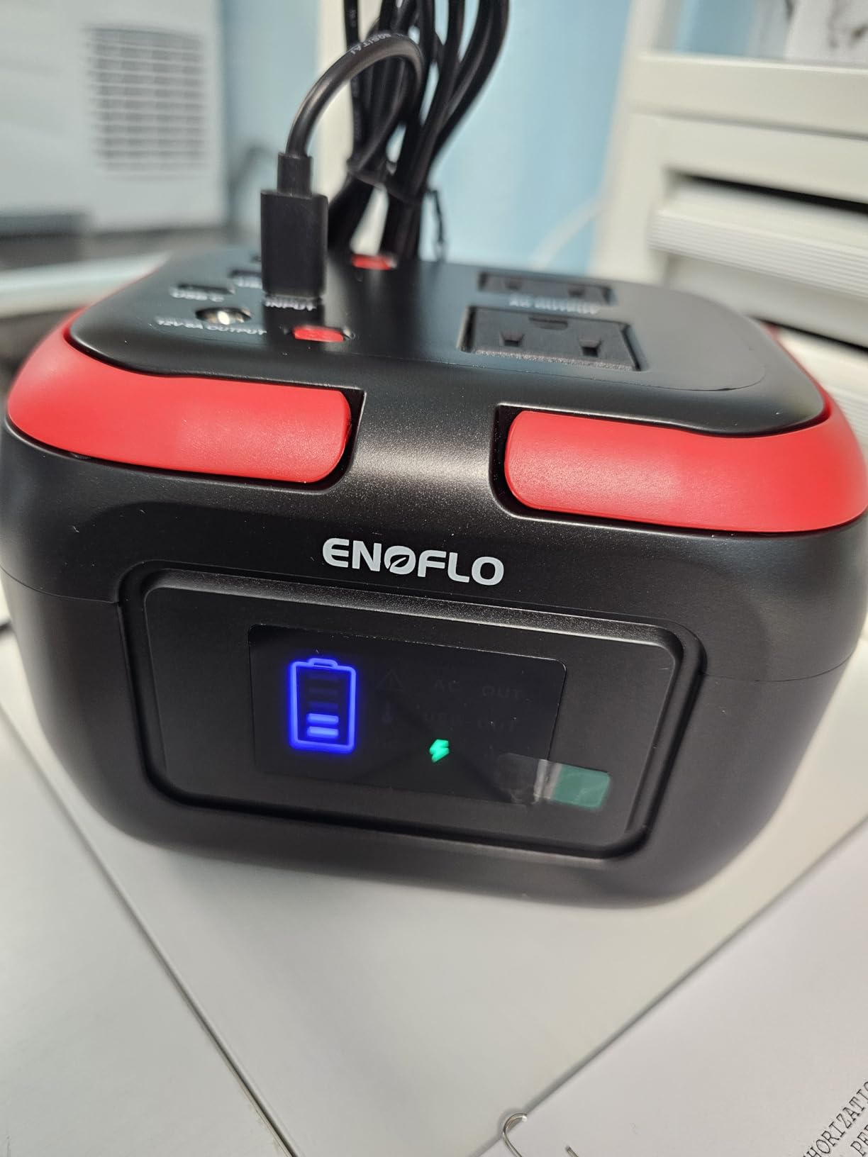 ENOFLO Portable Power Station, 97.68Wh Solar Generator, Lithium Battery Power with 110V AC 120W Peak Socket for Outdoor Camping customer photo 1