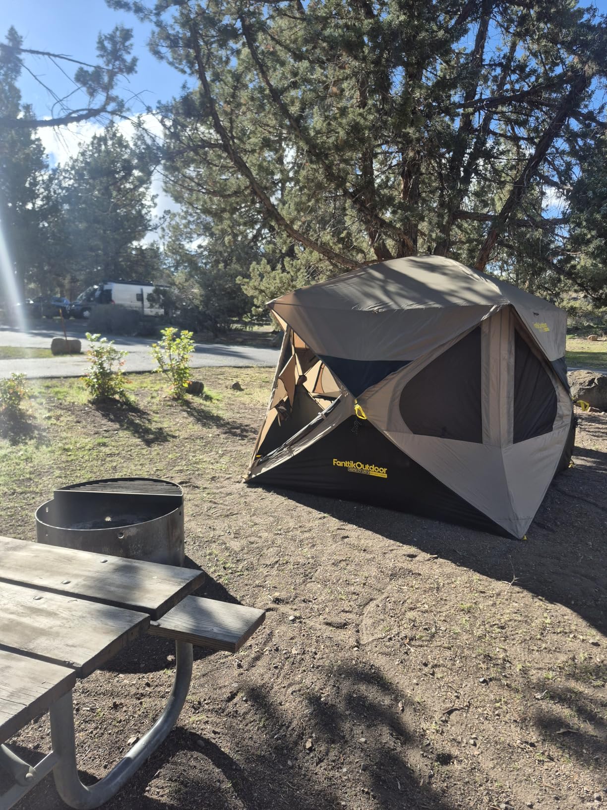 FanttikOutdoor Alpha C4 Ultra Camping Tent 4 Person Pop Up Instant Cabin customer photo 2