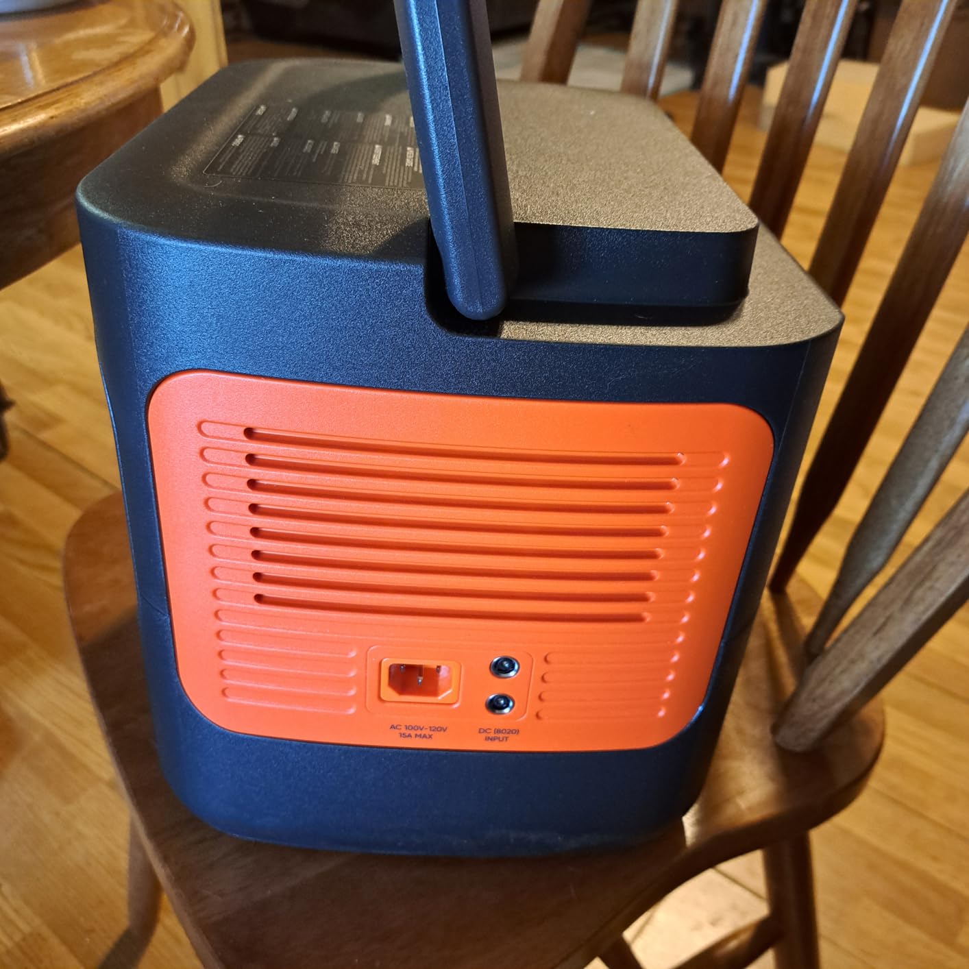 Jackery Explorer 2000 v2 Portable Power Station, 2042Wh LiFePO4 Home Backup Battery, 2200W Solar Generator, USB-C PD 100W Fast Charging for Emergencies, Power Outages, Camping(Solar Panel Optional) customer photo 2