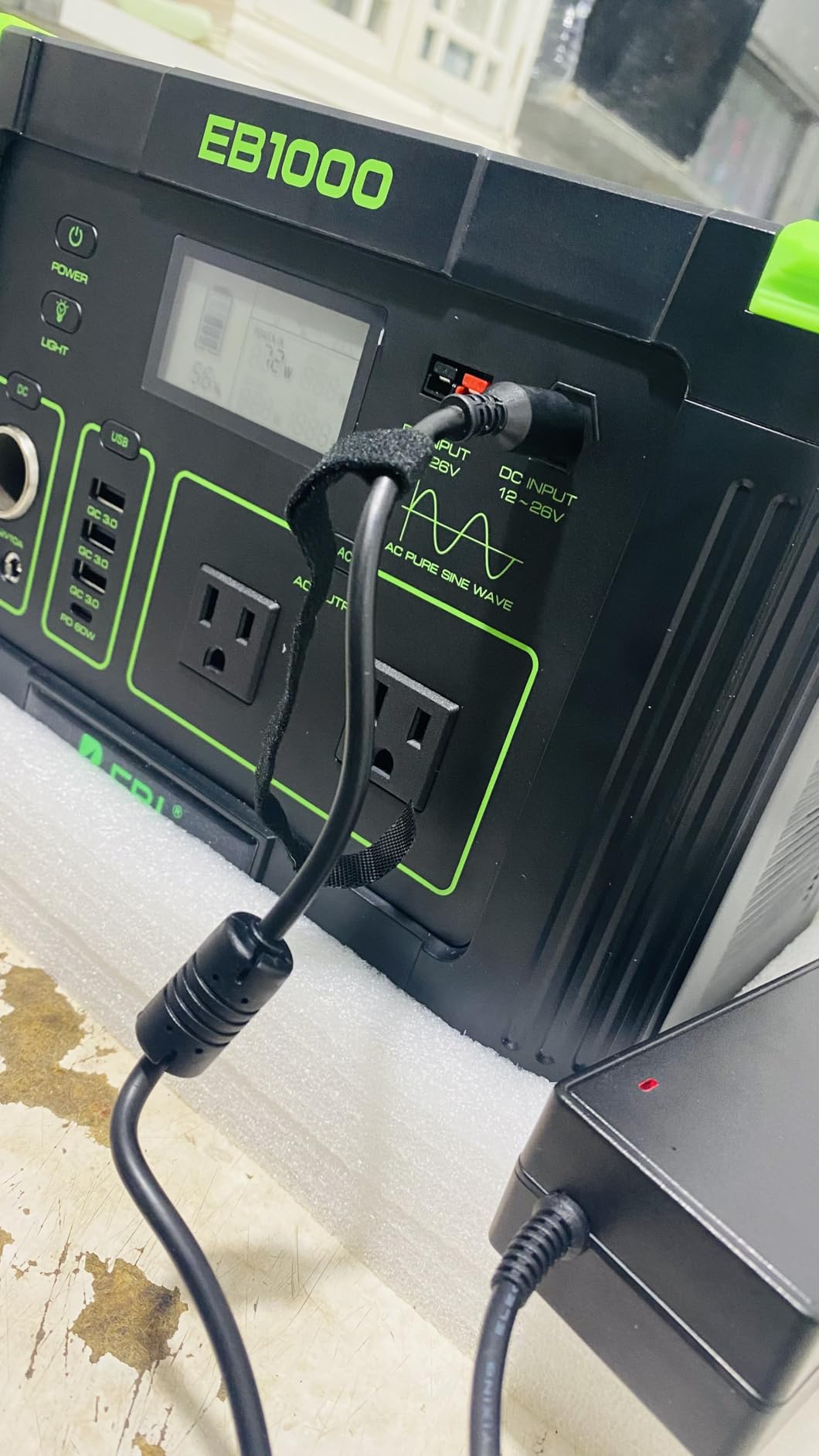 1000W Solar Generator 999Wh, Portable Power Station with 60W USB-C PD Output, 110V Pure Sine Wave AC Outlet Backup Lithium Battery for Outdoors Camping Travel Hunting Home (Peak 2000W) customer photo 2