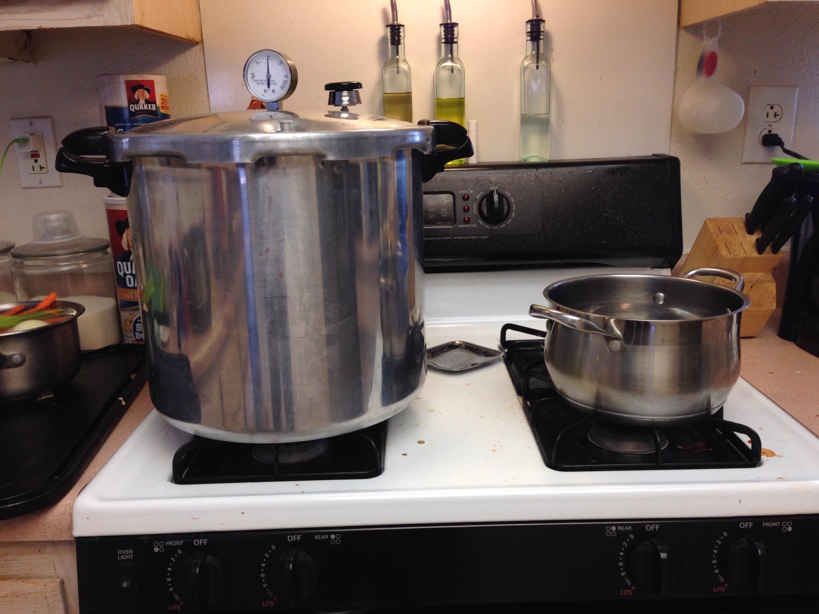 Presto 01781 Pressure Canner and Cooker, 23 Qt, Silver customer photo 2