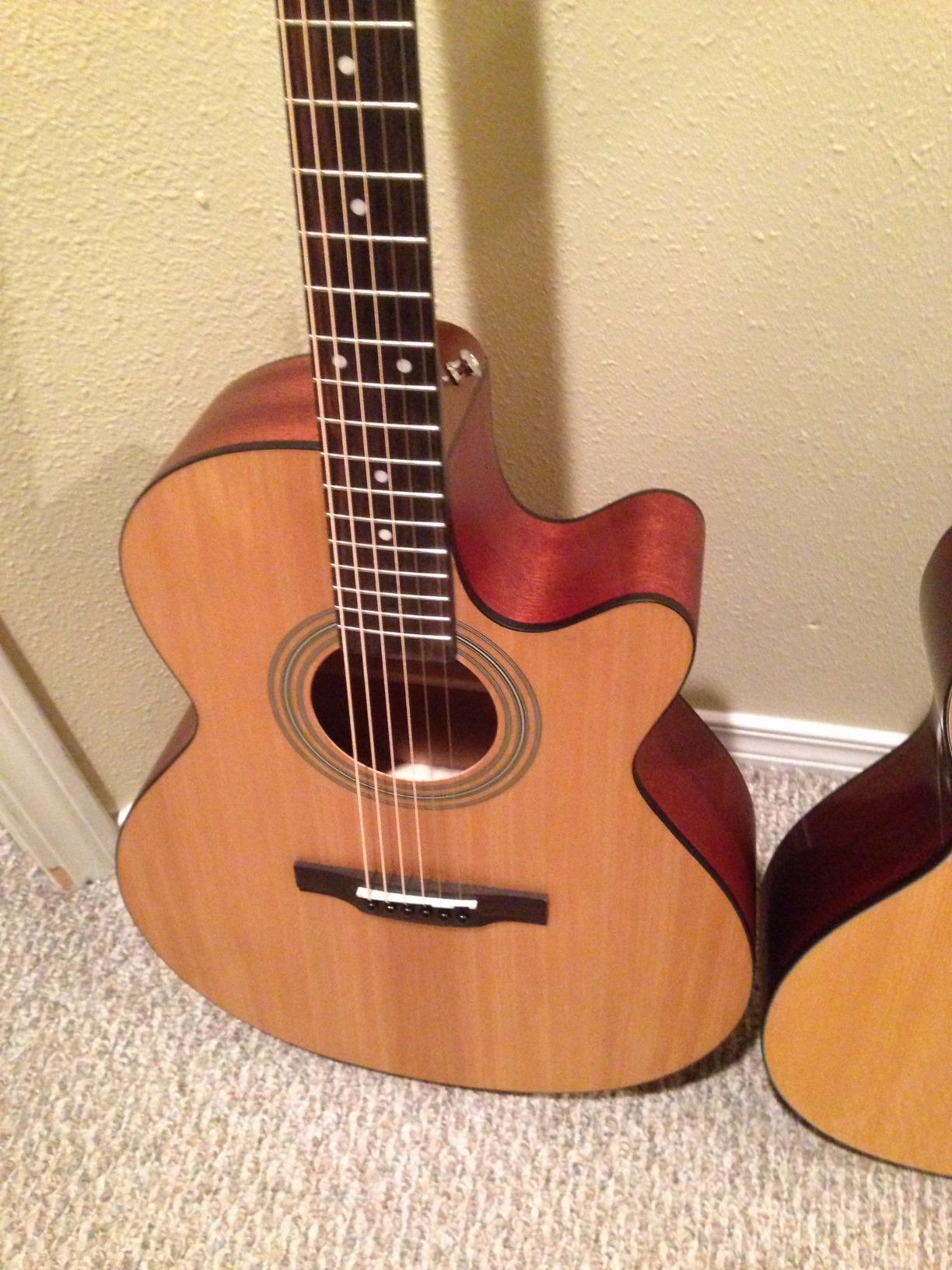 Jasmine S34C Orchestra Acoustic Guitar, Spruce Top, Venetian Cutaway customer photo 1