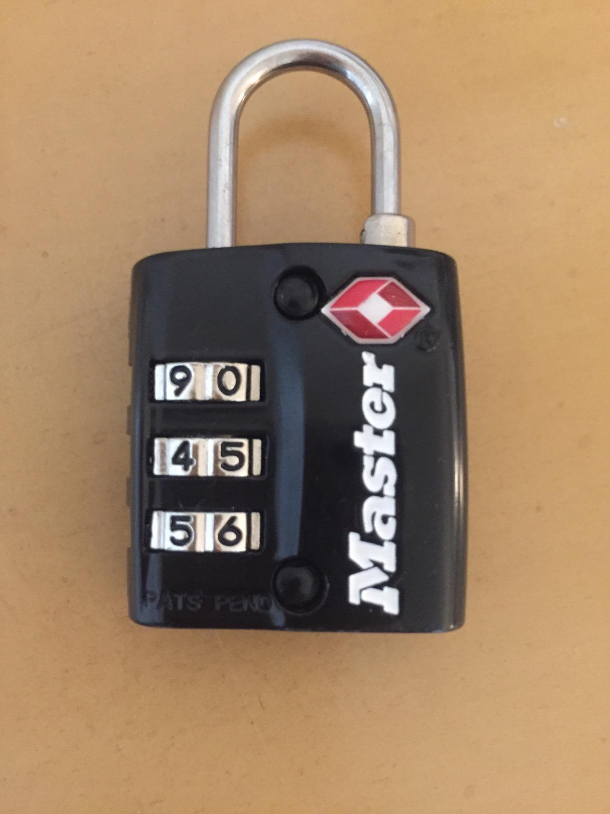 Master Lock Black TSA-Approved Luggage Lock with Wide Lock Body and Thin, Durable Steel Shackle, Zipper Lock for Backpacks, Luggage, 4680DBLK customer photo 2