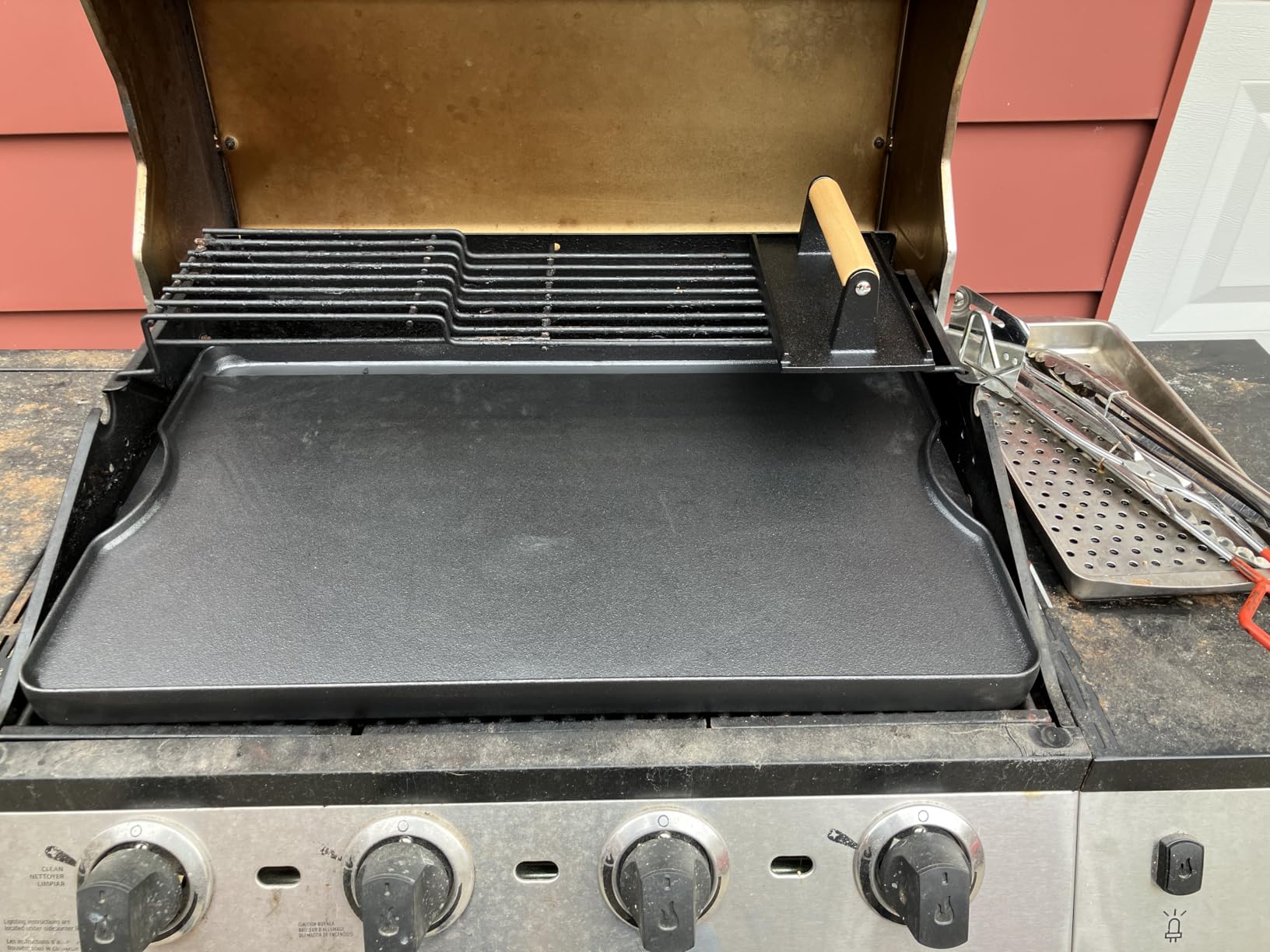 Camp Chef Professional Fry Griddle, 3 Burner Griddle, Cooking Dimensions: 16 in. x 38 in customer photo 1