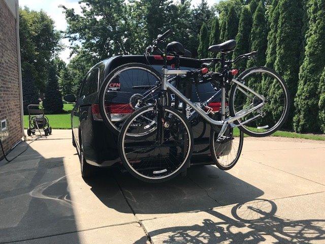 YAKIMA DoubleDown 4 Tilting Hitch-Mounted Bike Rack for Cars, SUVs, Trucks customer photo 1