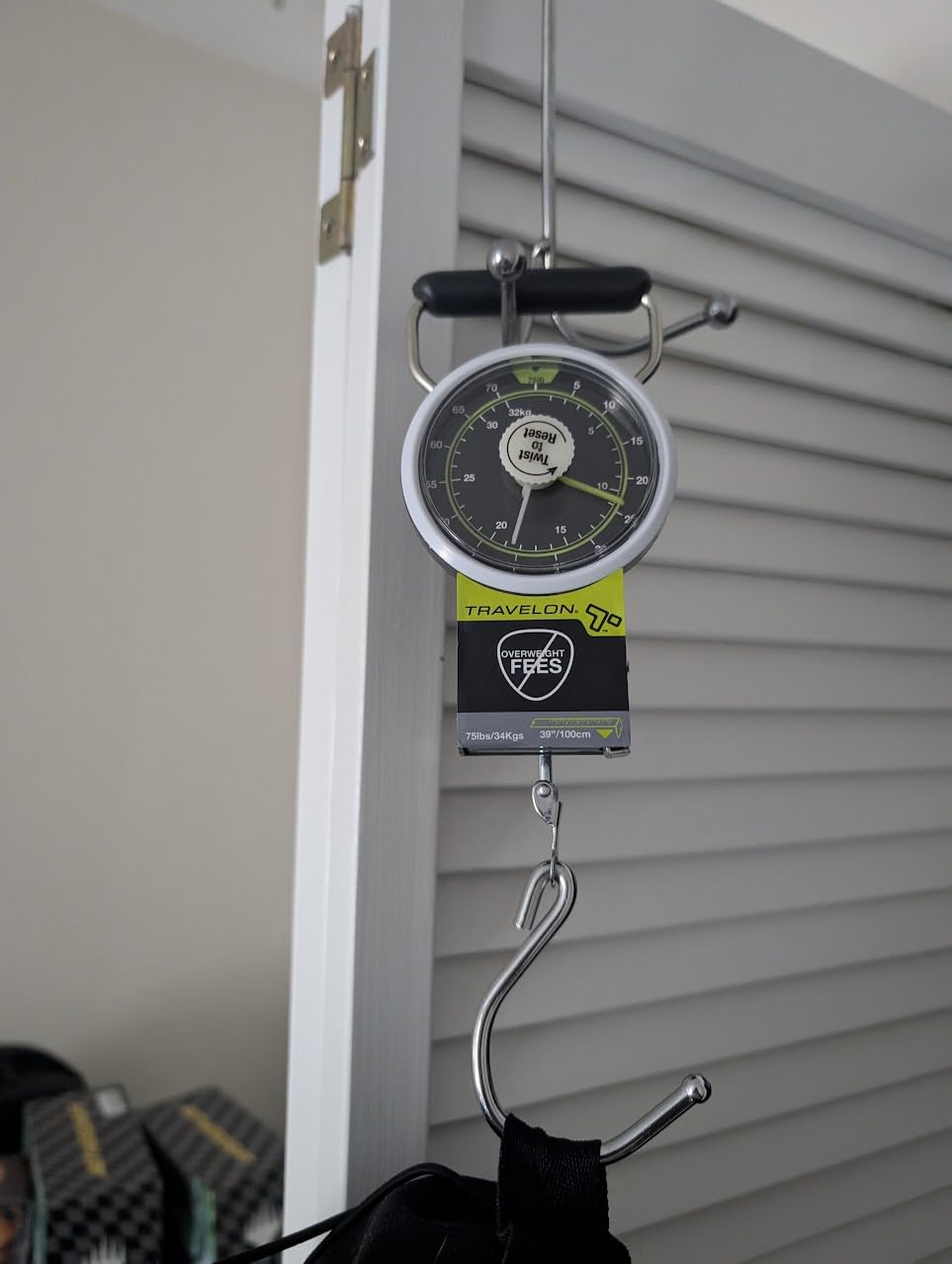 Travelon Stop and Lock Luggage Scale with Tape Measure customer photo 1