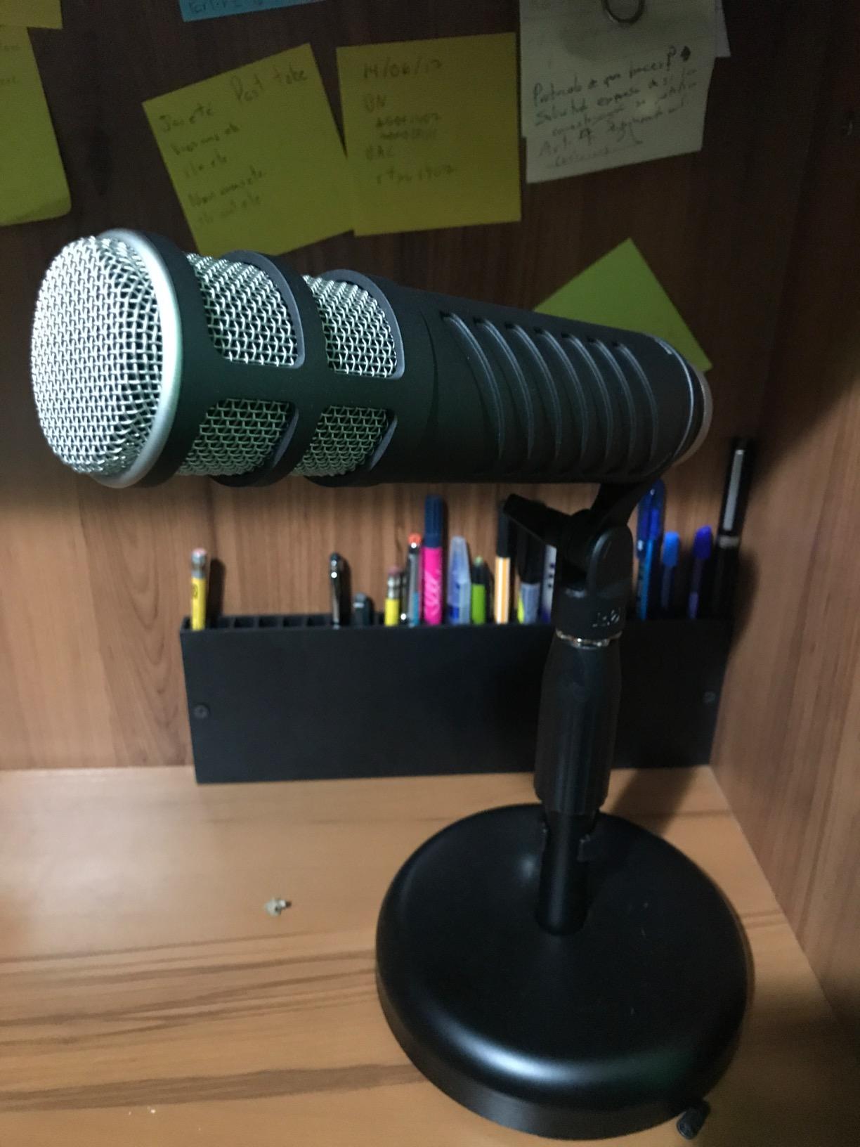 RODE Microphones Procaster Broadcast Dynamic Vocal Microphone customer photo 1