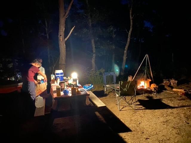 Coleman QuickPack Deluxe+ 1000 Lumens Gas Lantern with Carry Case, Propane Lantern with Automatic Lighting & Adjustable Brightness, Great for Camping, Power Outage, Outdoor Lighting, & More customer photo 2