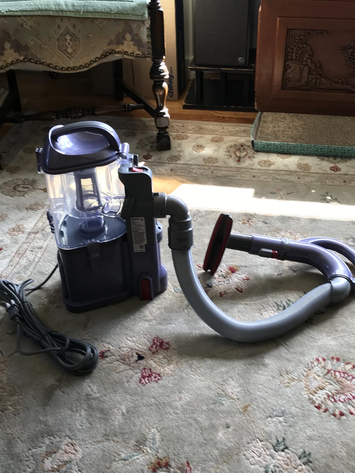 Shark NV352 Navigator Lift Away Upright Vacuum, Hepa Filter, Anti-Allergen Technology, Swivel Steering, Ideal for Carpet, Stairs, & Bare Floors, Lavender customer photo 2