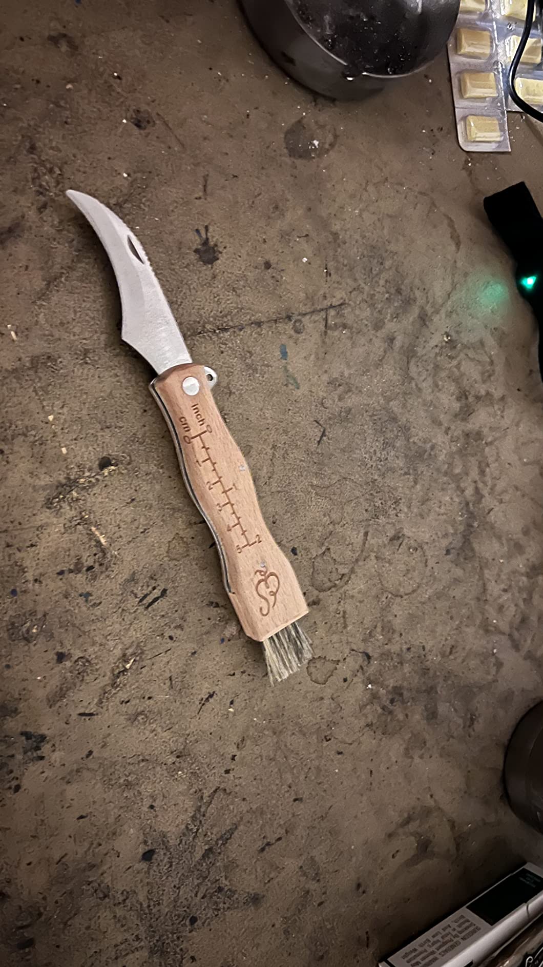 Esschert Design Mushroom Knife with Brush customer photo 1