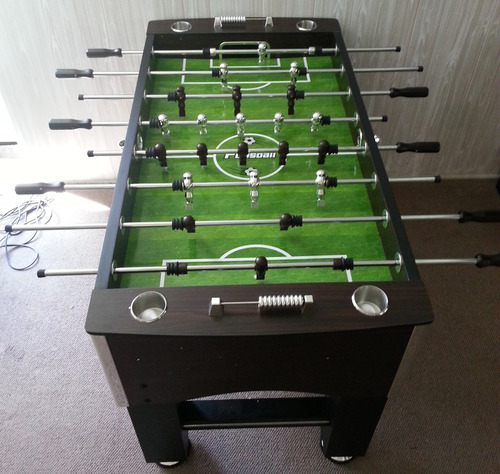 Hathaway Primo 56-In Foosball Table for Family Game Room - With Counterbalanced Players, E-Z Spin Bearings, Analog Scoring Units, Easy-Grip Handles & Adjustable Leg Levelers customer photo 2