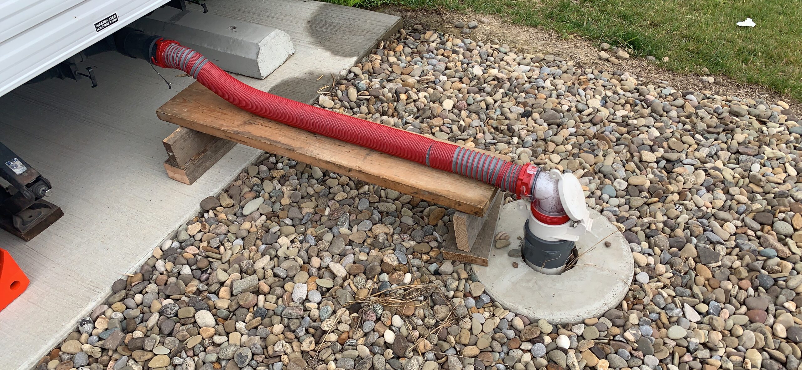 Valterra Viper 20-Foot RV Sewer Hose Kit, Universal Sewer Hose for RV Camper, Includes 2 Attachable 10-Foot Hoses with Rotating Fittings, 90 Degree ClearView Sewer Adapter and 4 Drip Caps customer photo 2