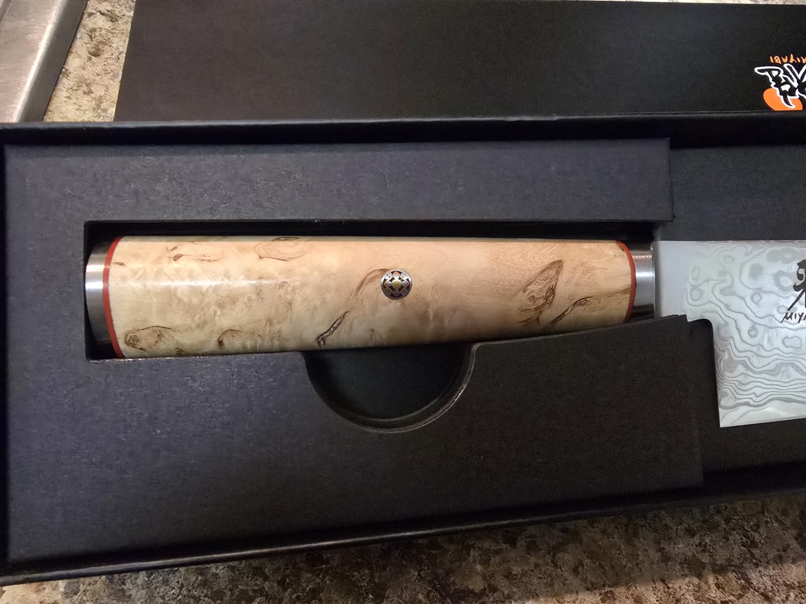 Miyabi Birchwood SG2 Japanese Chef's Knife, 8-inch, Chef's Kitchen Knife, Karelian Birch Handle, 100-layer Flower Damascus Pattern, Handcrafted in Seki, Japan customer photo 1