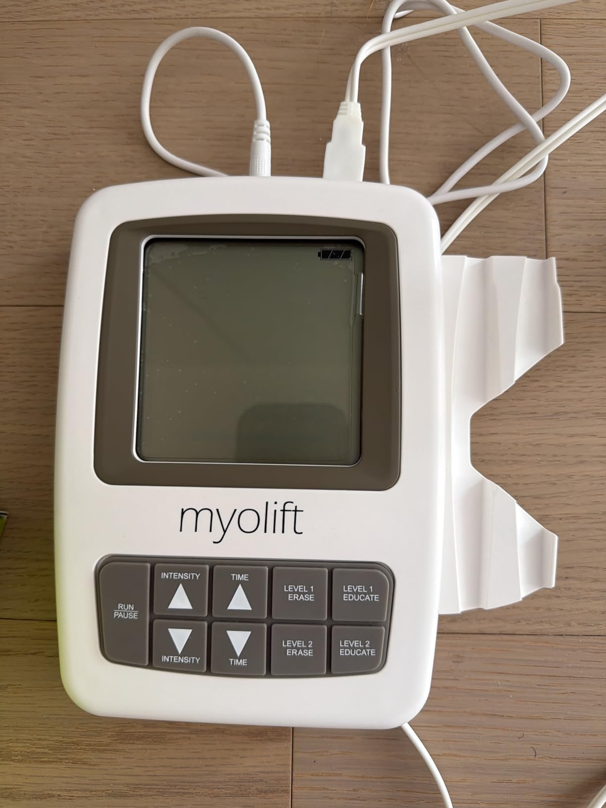 7E Wellness MyoLift Mini Microcurrent Facial Device - Non-Invasive Microcurrent Facial Device, Facial Skin Care Products for Anti Aging, Skin Tightening - Esthetician Supplies & Skin Care Tools - Face customer photo 1
