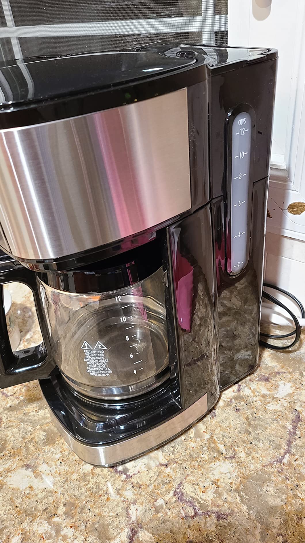 Hamilton Beach 2-Way Programmable Coffee Maker, 12 Cup Glass Carafe And Single Serve Coffee Maker, Black with Stainless Steel Accents, 49980RG customer photo 2