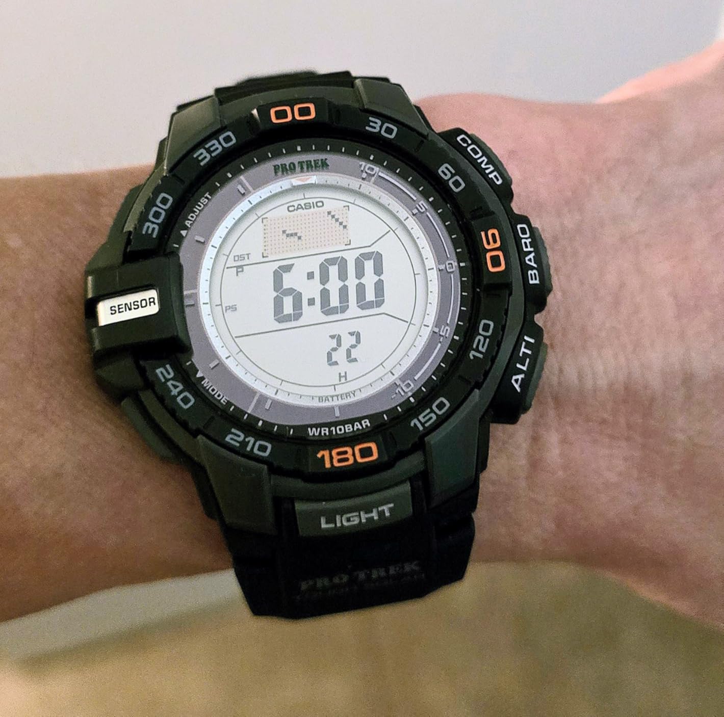Casio Men's Pro Trek PRG-270-1 Tough Solar Triple Sensor Multifunction Digital Sport Watch customer photo 2