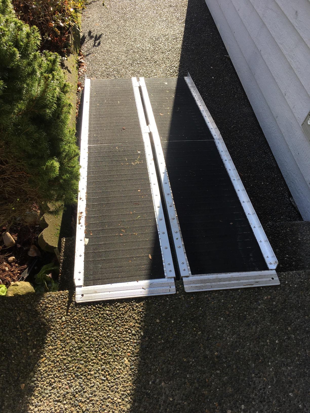 EZ-Access - Portable Wheelchair Ramp - Handicap Ramp for Home Entry, Portable Ramps for Wheelchairs with Slip-Resistant Surface and Self-Adjusting Bottom Transition Plates - 6 Ft Suitcase Singlefold customer photo 1