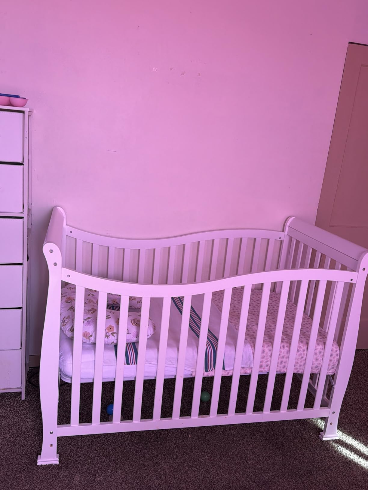 Dream On Me Violet 7-in-1 Convertible Full-Size Baby Crib with Toddler, Day & Full Bed Conversion in White, GreenGuard Gold & BSA, 3 Mattress Heights, Sustainable Pinewood customer photo 2