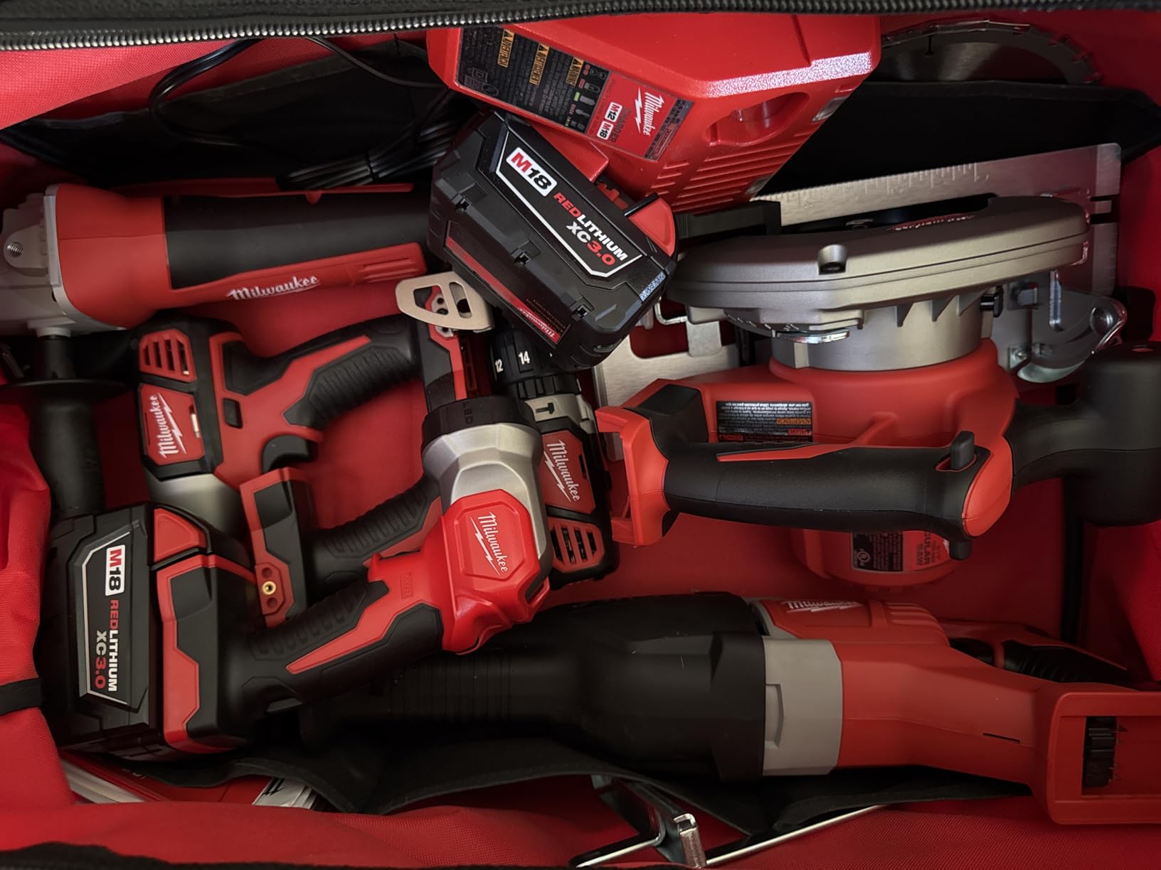 M18 Cordless LITHIUM-ION 6-Tool Combo Kit (2696-26) customer photo 1