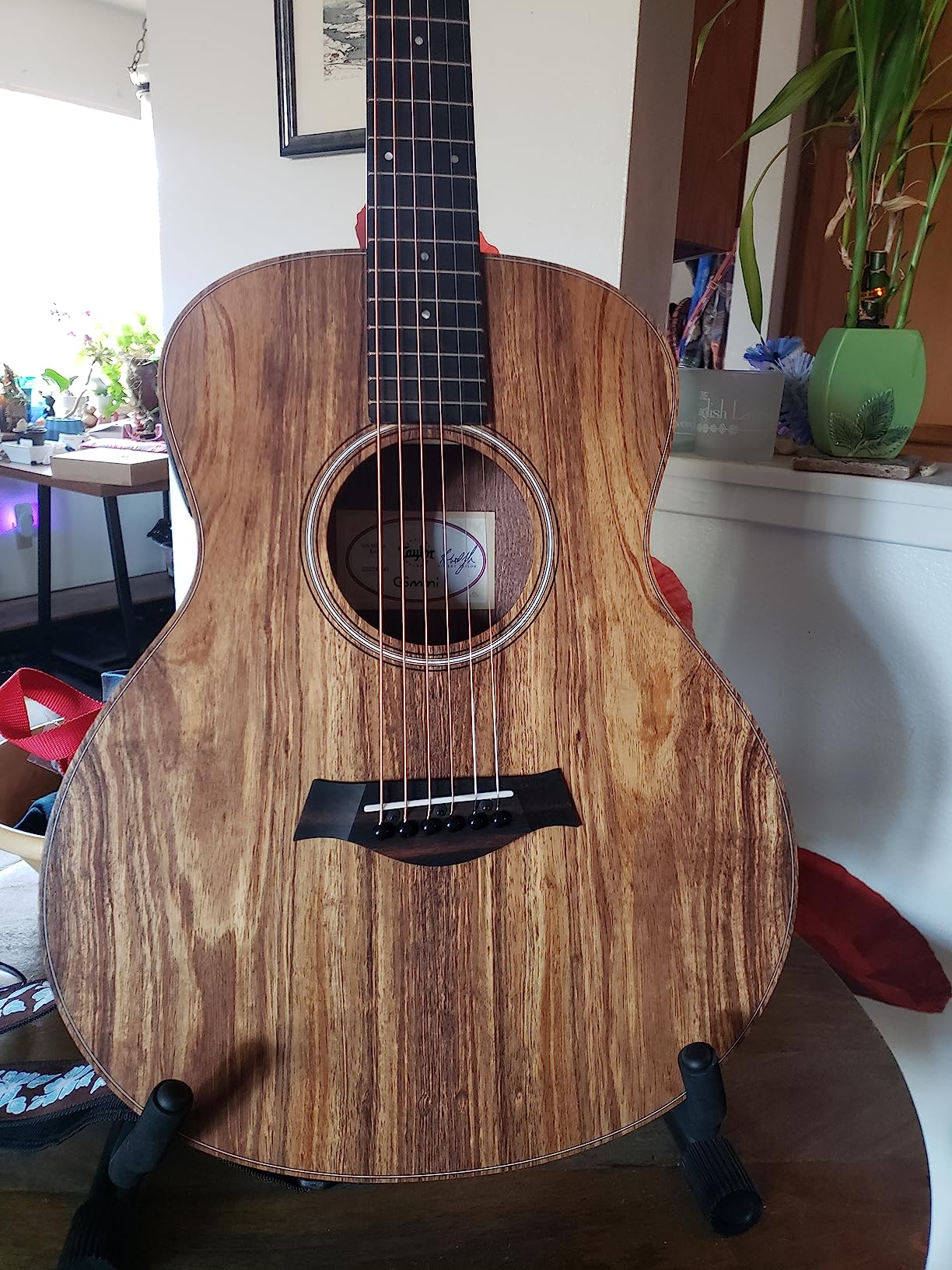 Taylor GS Mini-e Solid Koa Top ESB Acoustic-electric Guitar w/Gig Bag customer photo 2