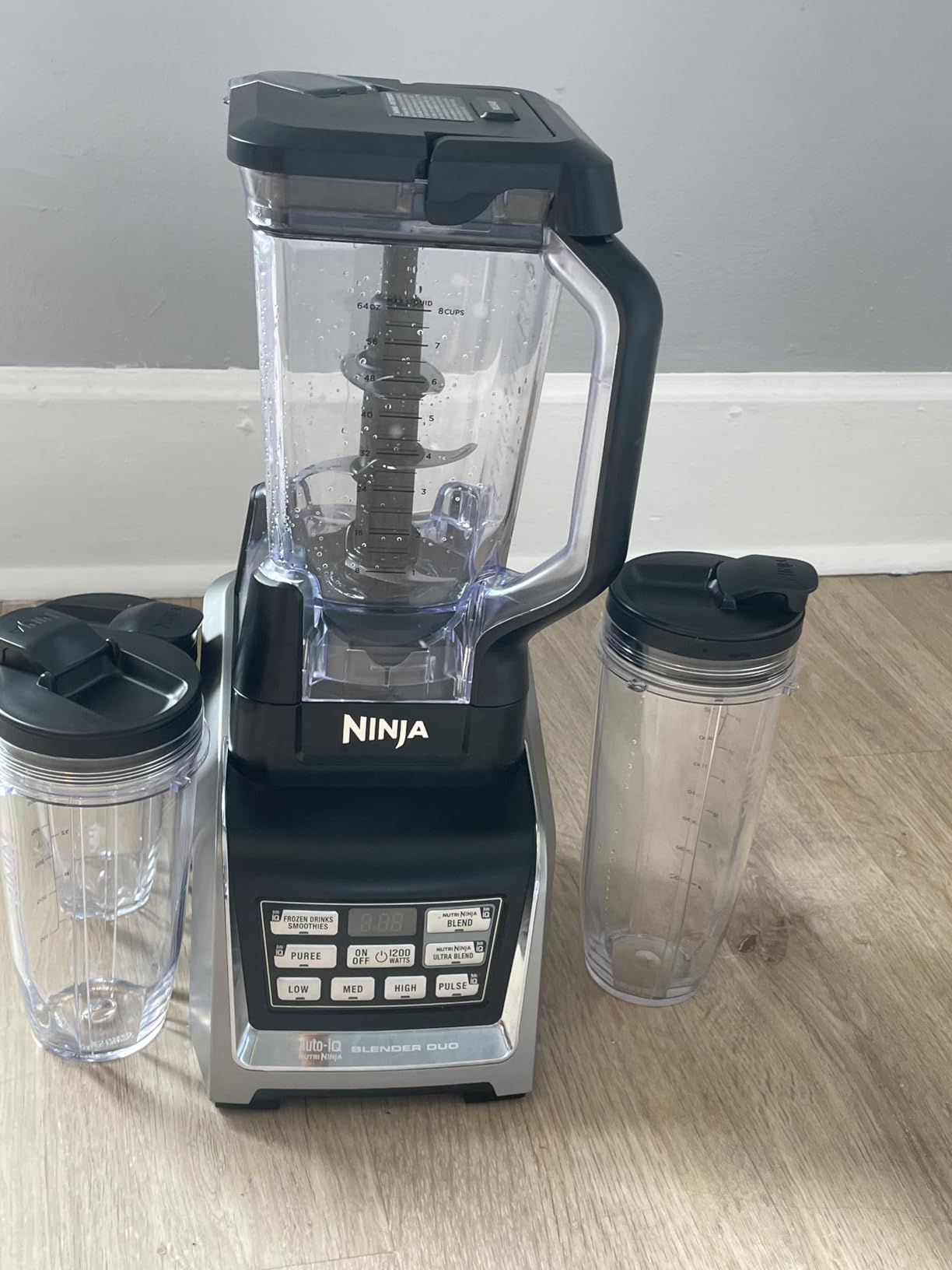 Ninja BL642 Nutri Ninja Auto-iQ Personal & Countertop Blender, 1200W, 72 oz. Pitcher & 3 To-Go Cups customer photo 1